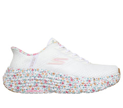 Skechers US | Women Slip-ins: Max Cushioning Endeavour - Dabney