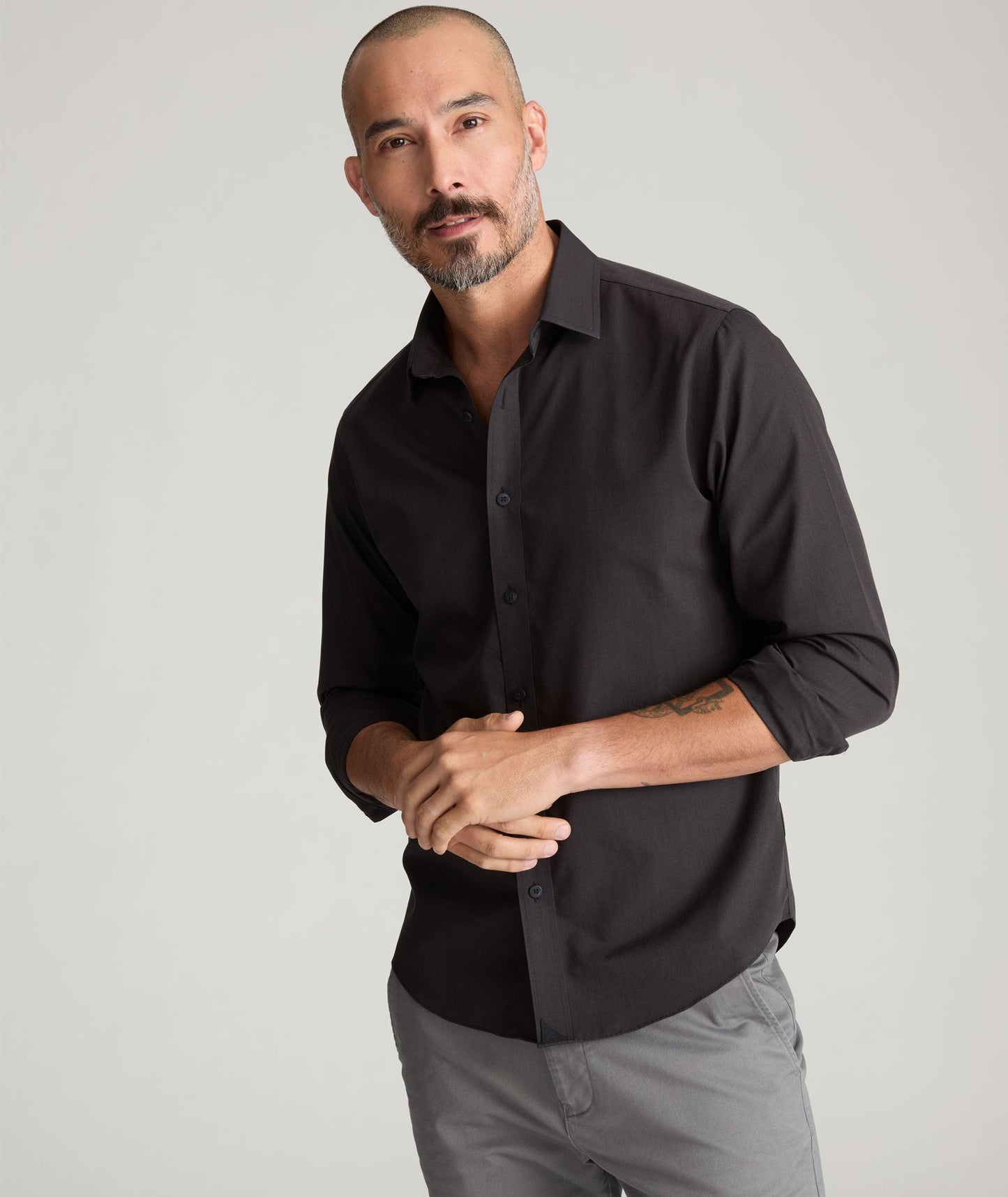 UNTUCKit Wrinkle-Free Black Stone Shirt Black