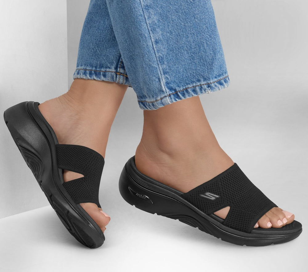 Skechers Outlet | Women GO WALK Arch Fit 2.0 Sandal - Dakota