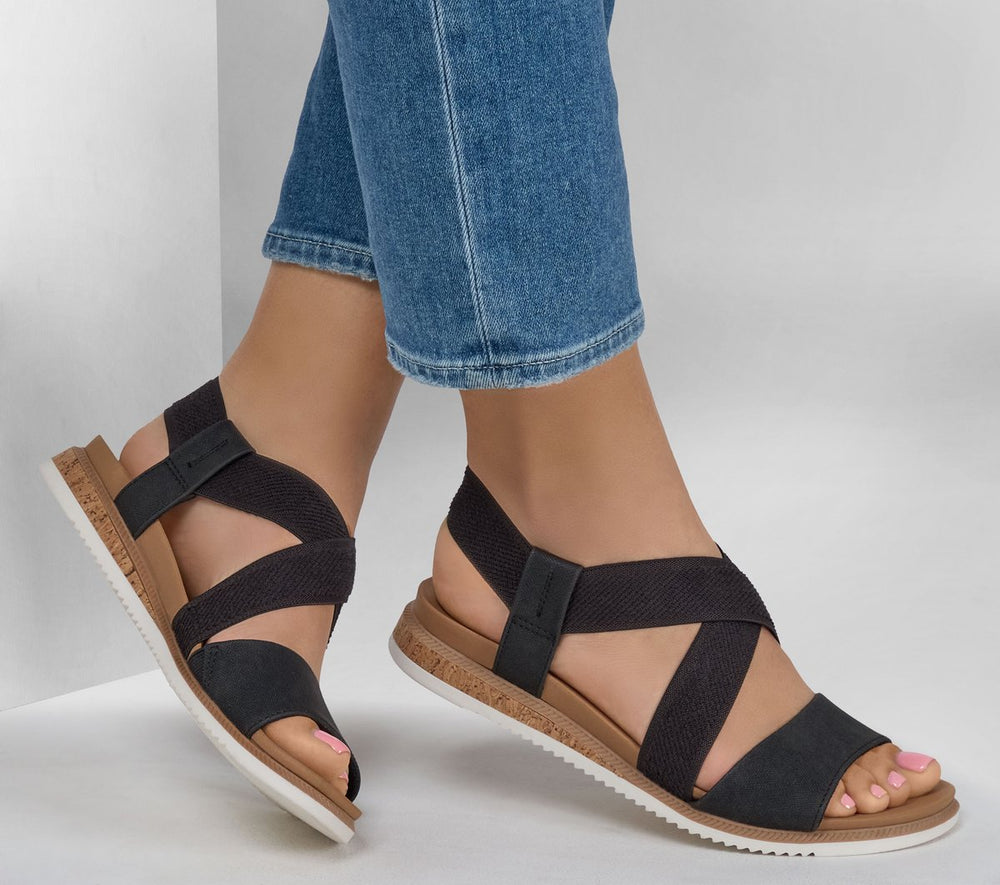 Skechers On sale | Women BOBS Desert Kiss Low
