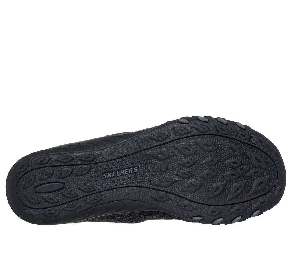 Skechers US | Women Slip-ins: Breathe-Easy - Knitty Waves