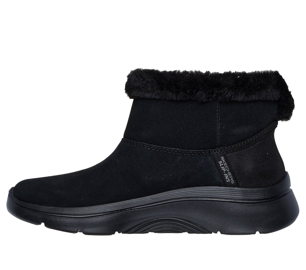 Skechers On sale | Women Slip-ins: GO WALK Arch Fit 2.0 - Cozy Stride