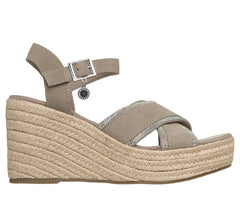 Skechers Online | Women Martha Stewart: Iris - Modest Queen