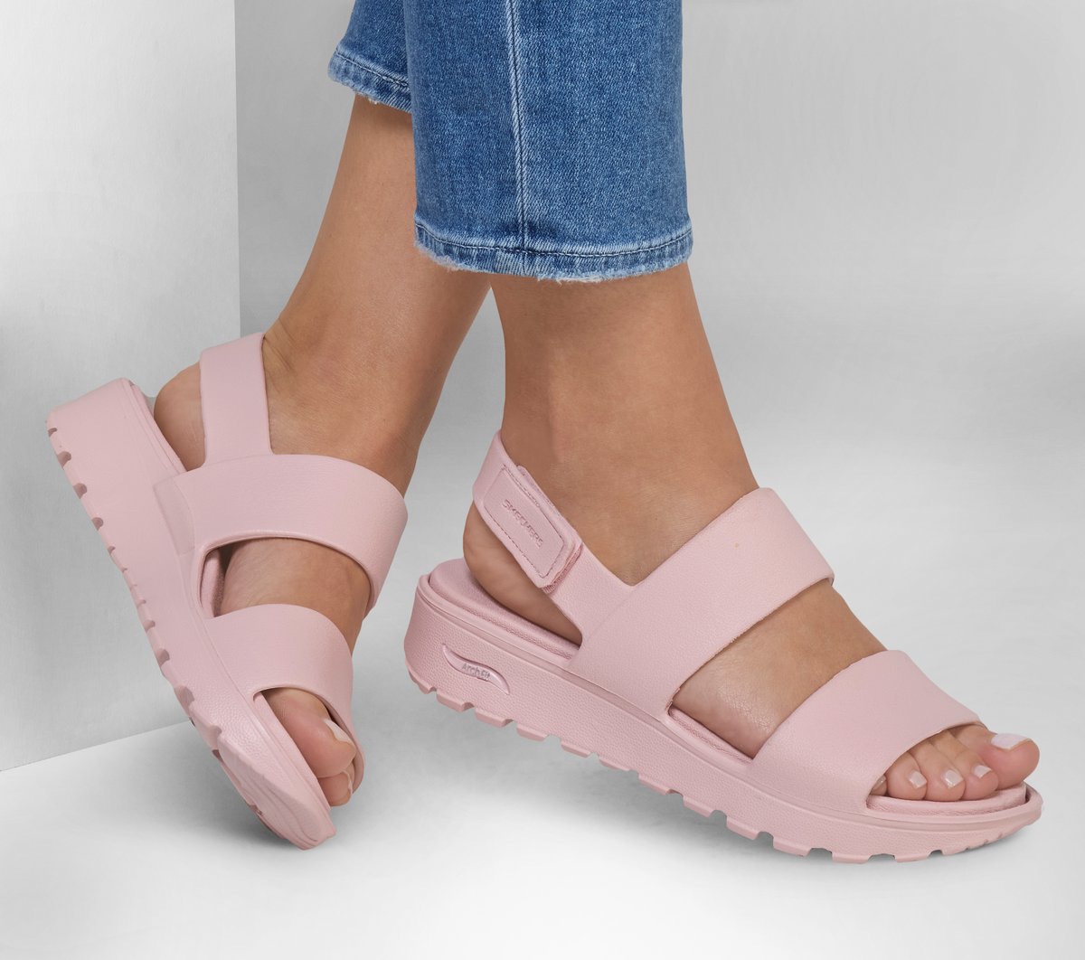 Skechers Outlet | Women Foamies: Arch Fit Footsteps - Day Dream
