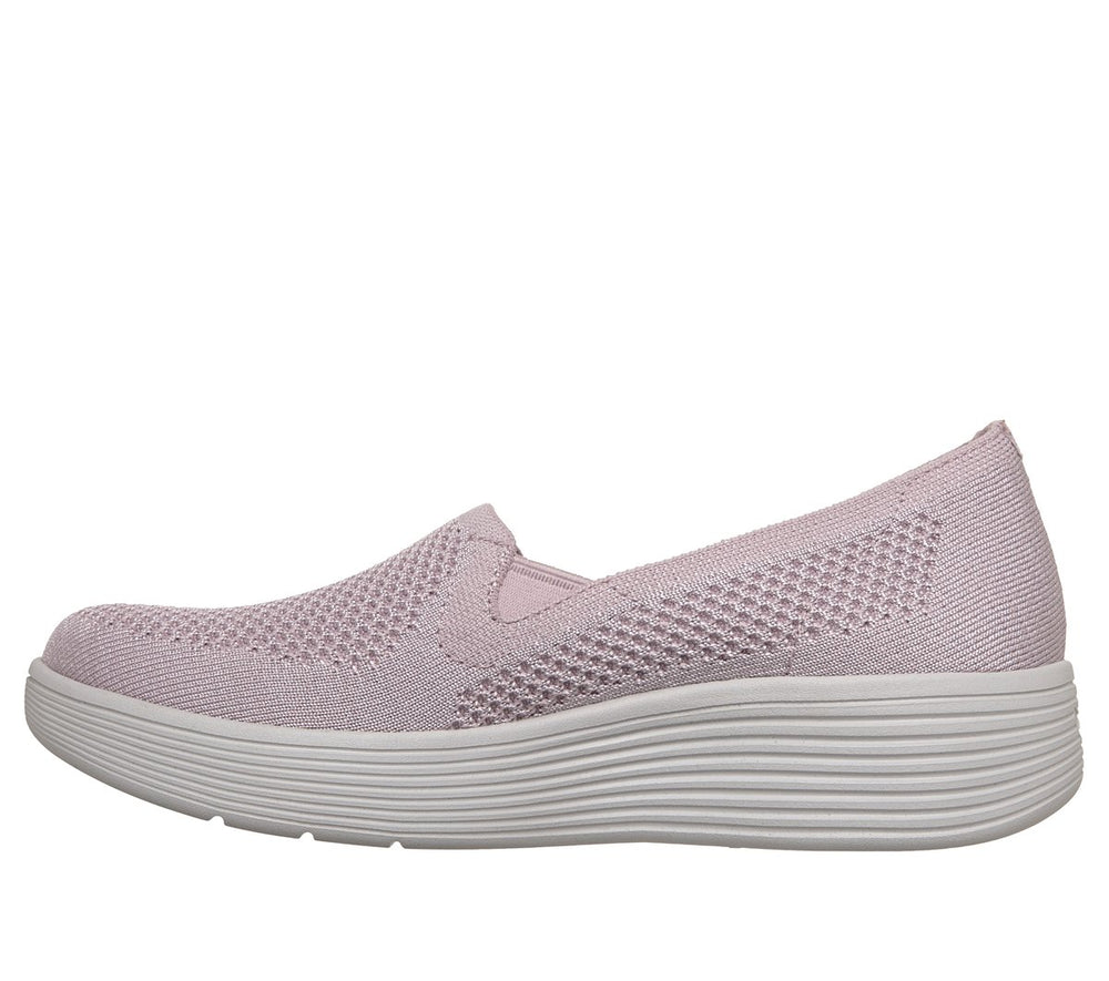 Skechers US | Women Relaxed Fit: Arch Fit Laguna - Adore Her