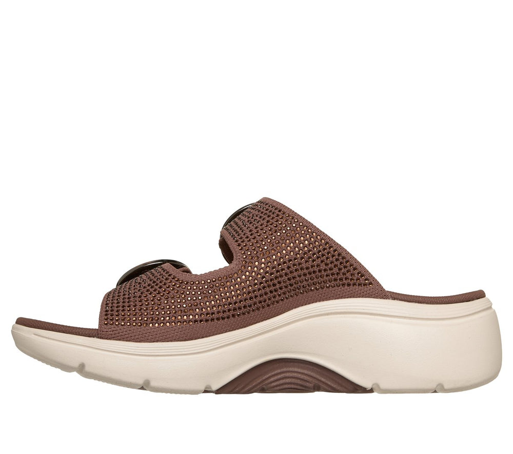 Skechers Online | Women|New Arrivals Martha Stewart: GO WALK Arch Fit 2.0 Sandal - Showstopper