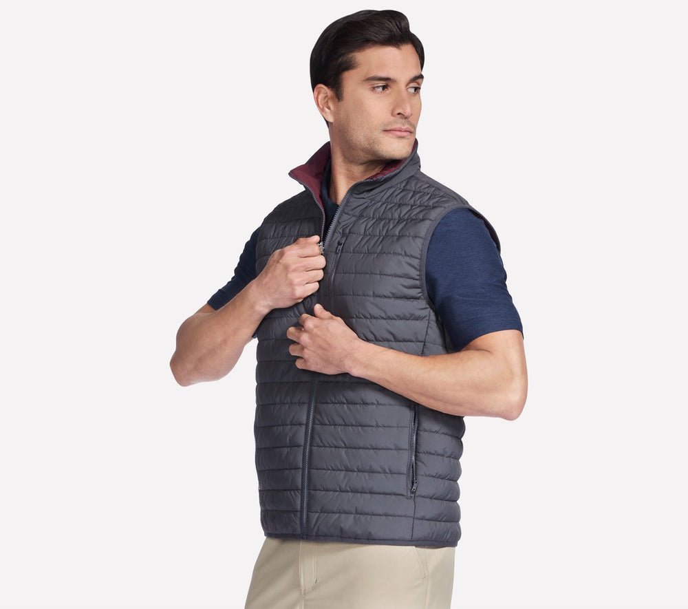 Skechers Online | Men GO SHIELD Cozy Fit Altitude Reversible Vest