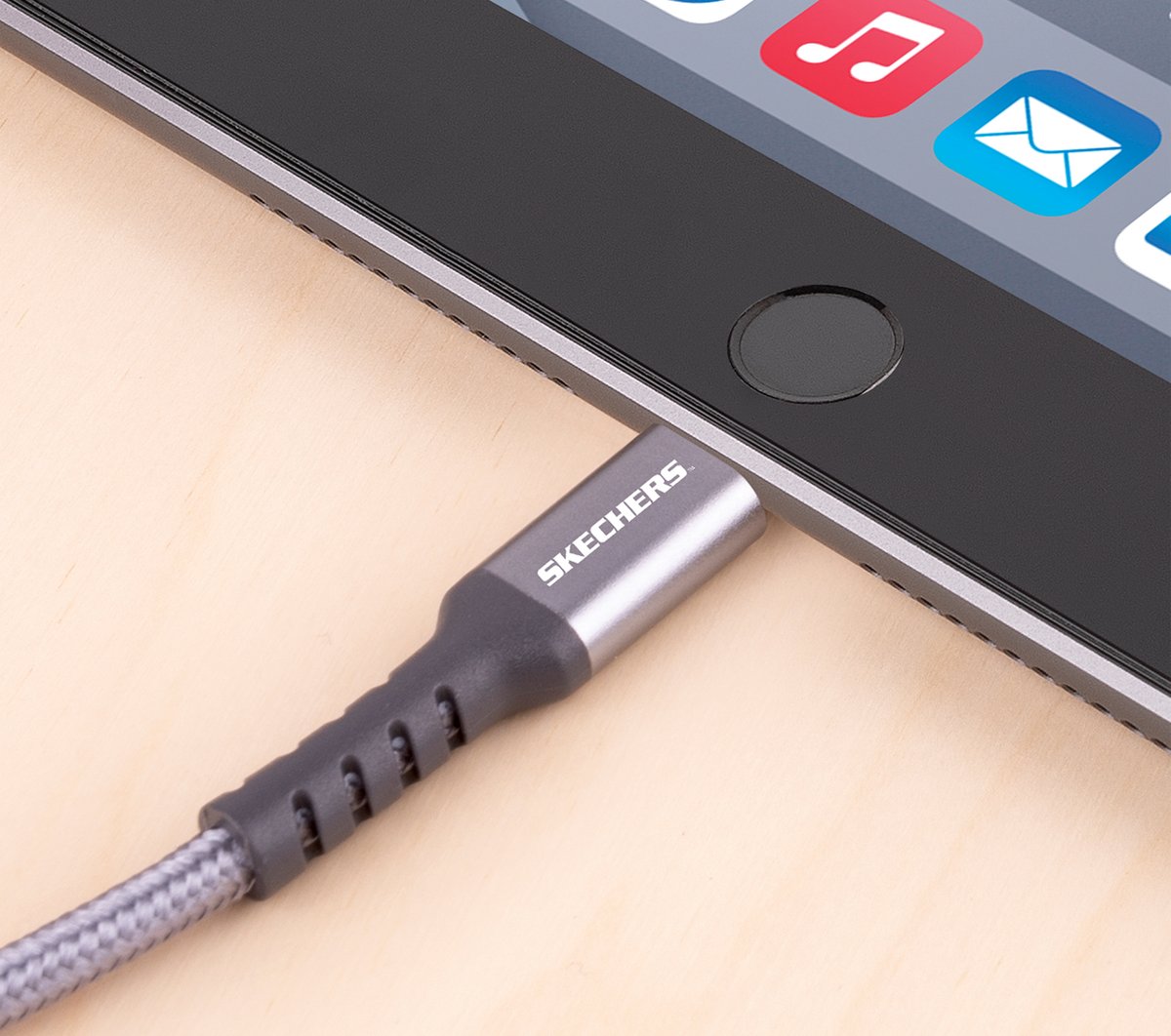 Skechers Online | Clothing Lightning to USB-C Charging Cable