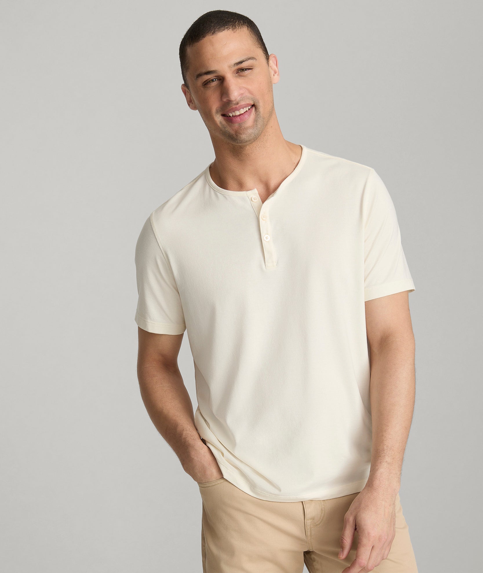 UNTUCKit EcoSoft™ Short-Sleeve Henley Ecru