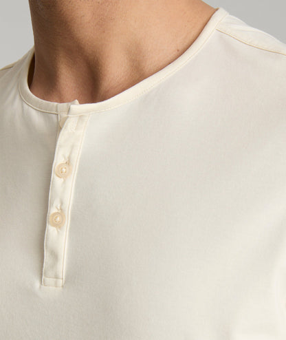 UNTUCKit EcoSoft™ Short-Sleeve Henley Ecru