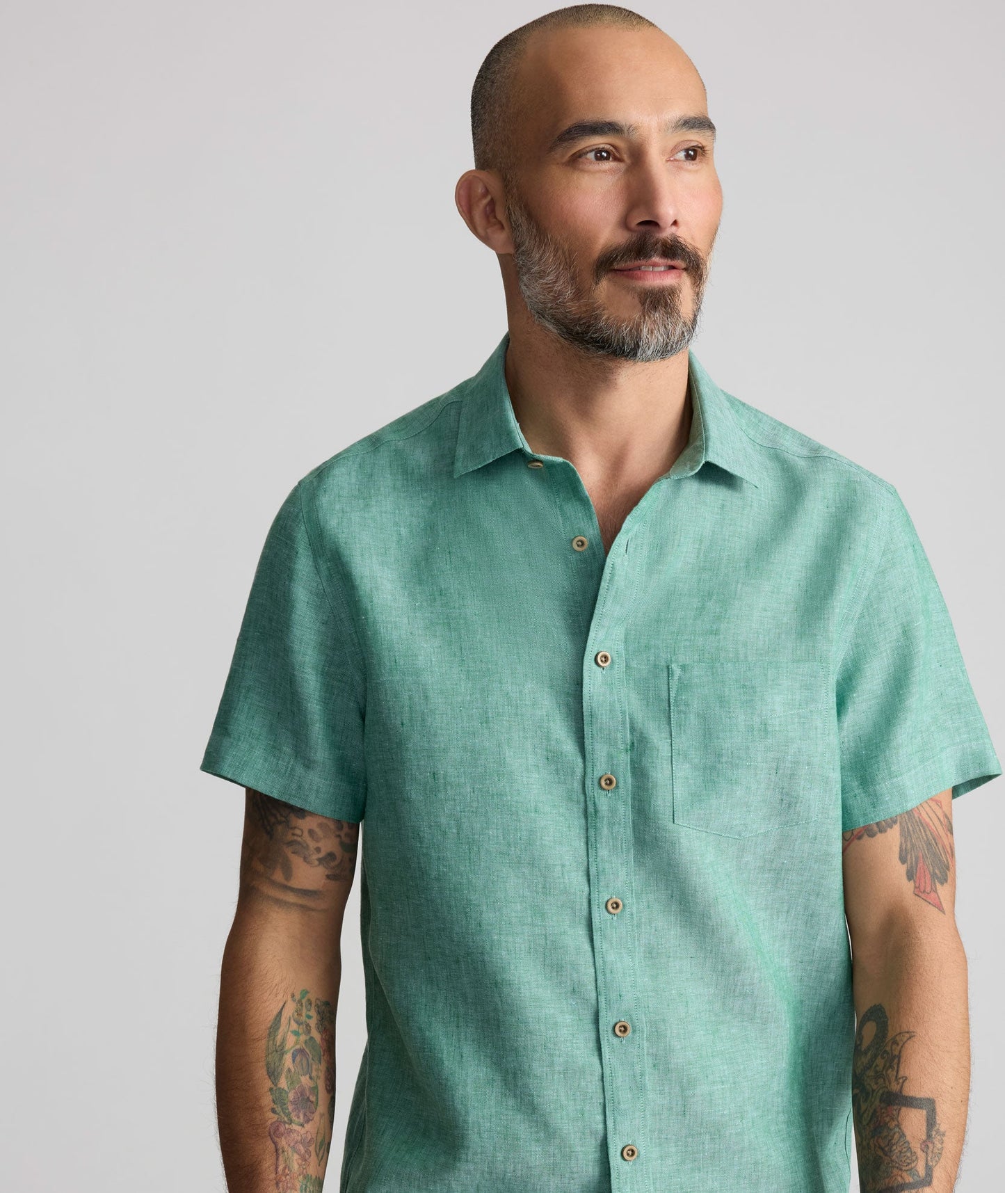 UNTUCKit Wrinkle-Resistant Linen Short-Sleeve Cameron Shirt Emerald Green
