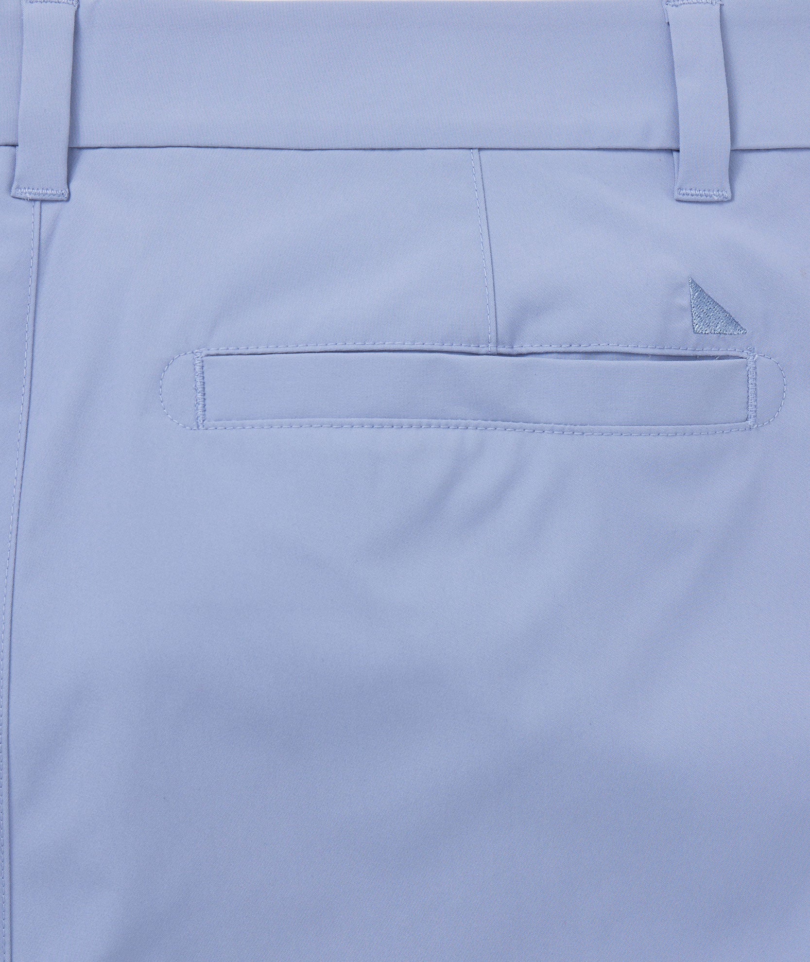 UNTUCKit 9" Traveler Tech Shorts Blue
