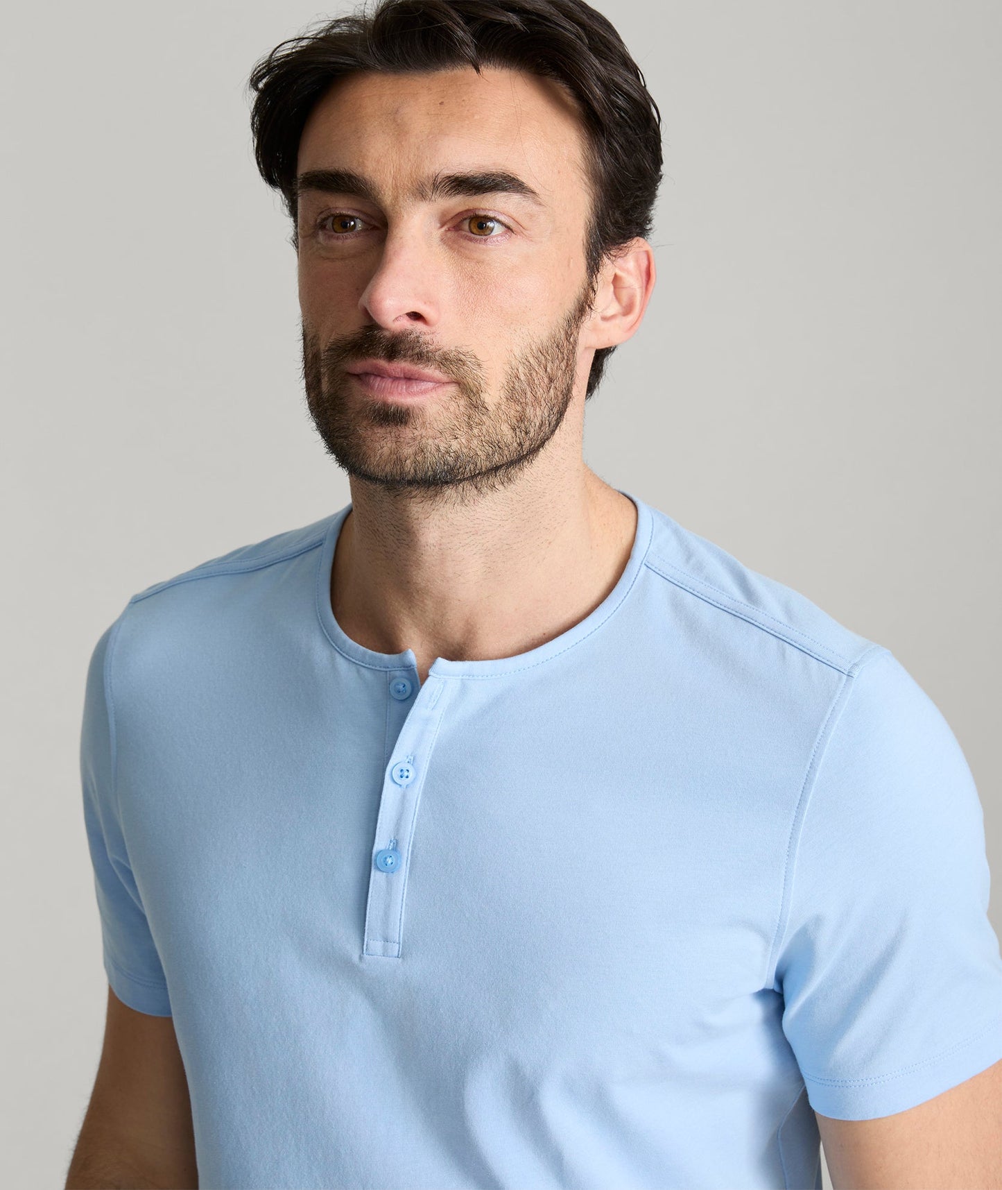 UNTUCKit EcoSoft™ Short-Sleeve Henley Light Blue