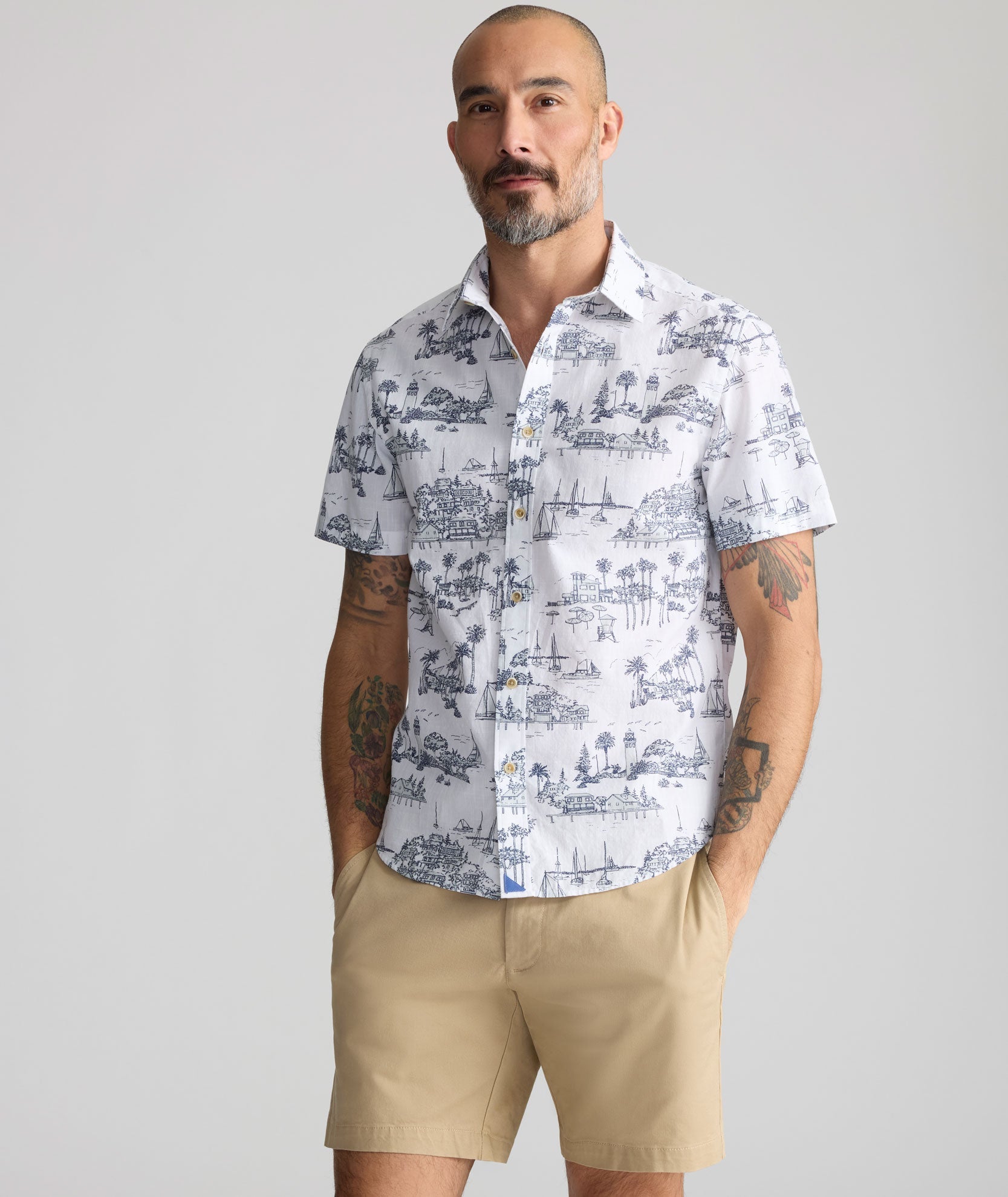 UNTUCKit Vintage Wash Short-Sleeve Dunaway Shirt White & Blue Print