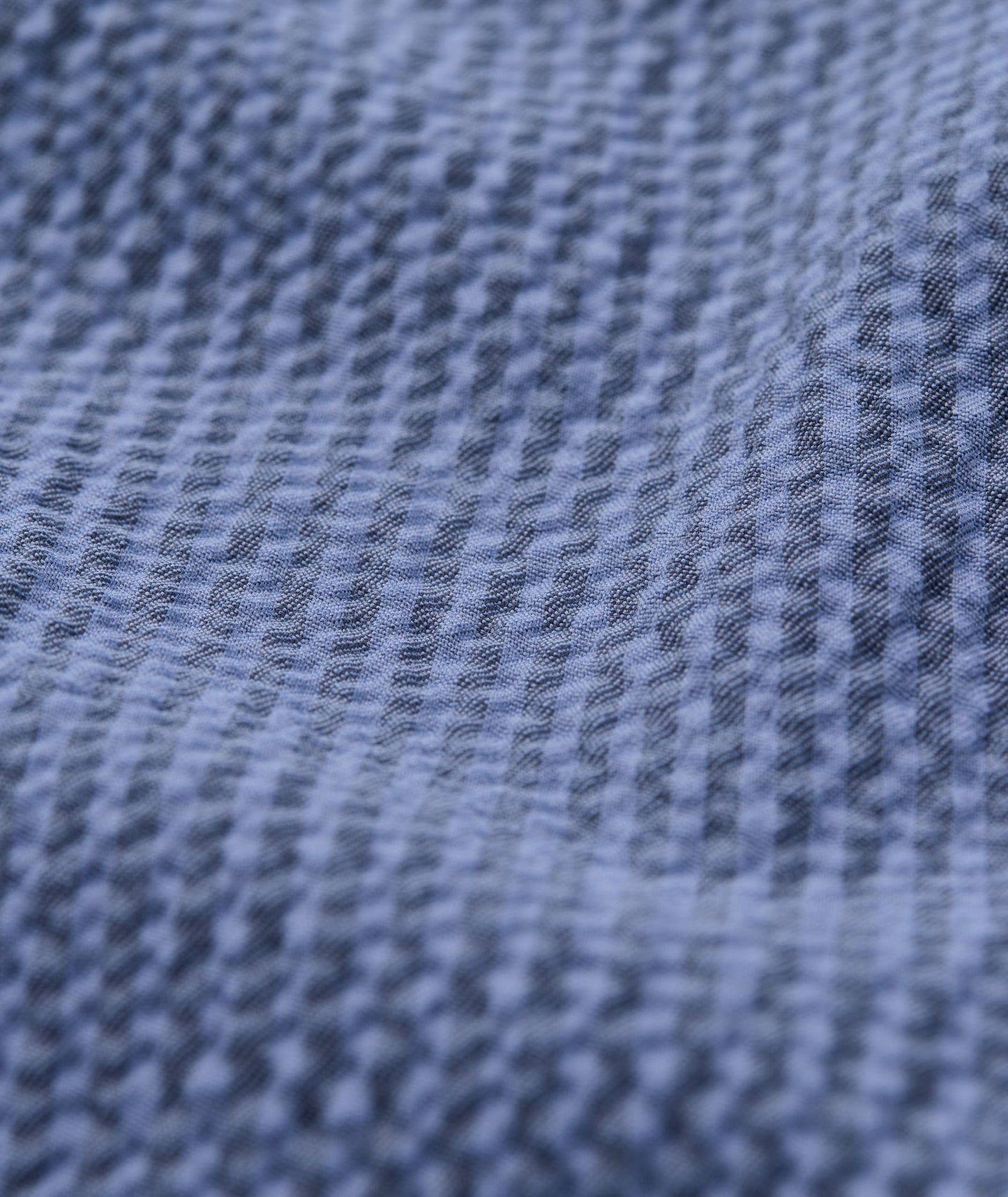 UNTUCKit Performance Seersucker Short-Sleeve Shirt Tonal Navy Stripe