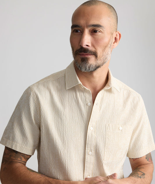 UNTUCKit Performance Seersucker Short-Sleeve Shirt Tan Stripe