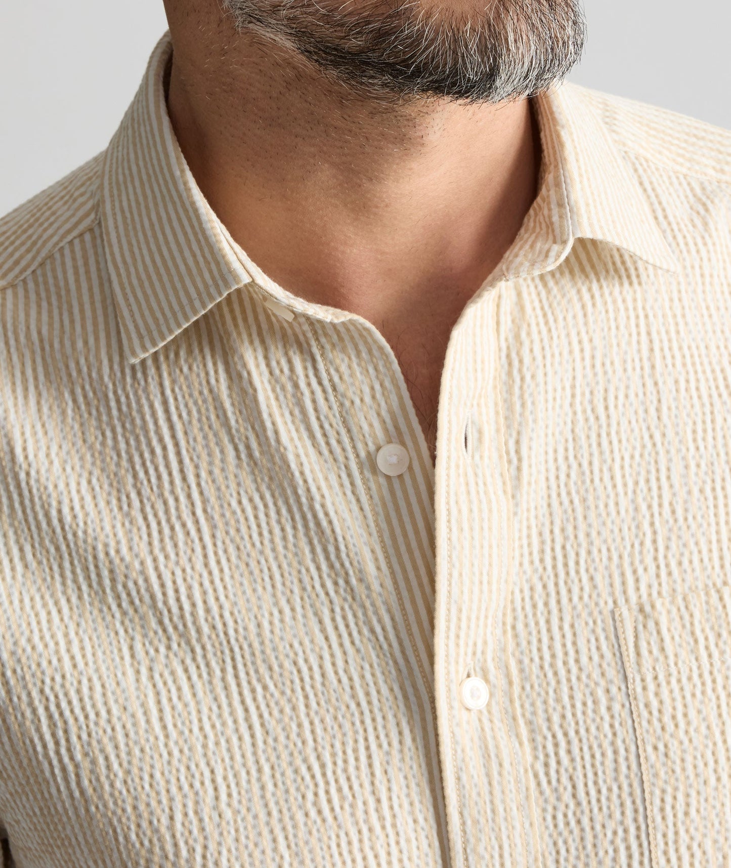 UNTUCKit Performance Seersucker Short-Sleeve Shirt Tan Stripe