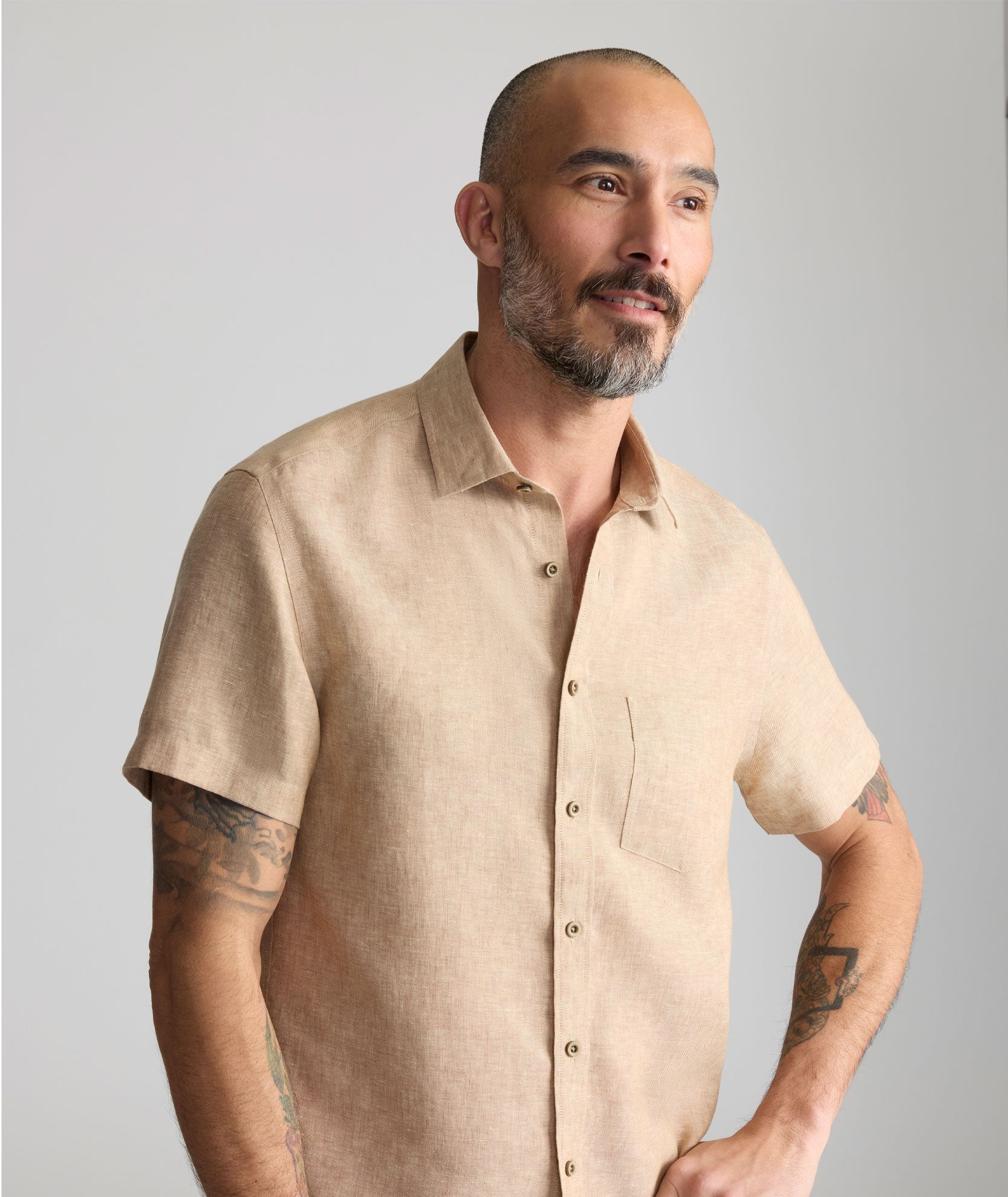 UNTUCKit Wrinkle-Resistant Linen Short-Sleeve Cameron Shirt Tan