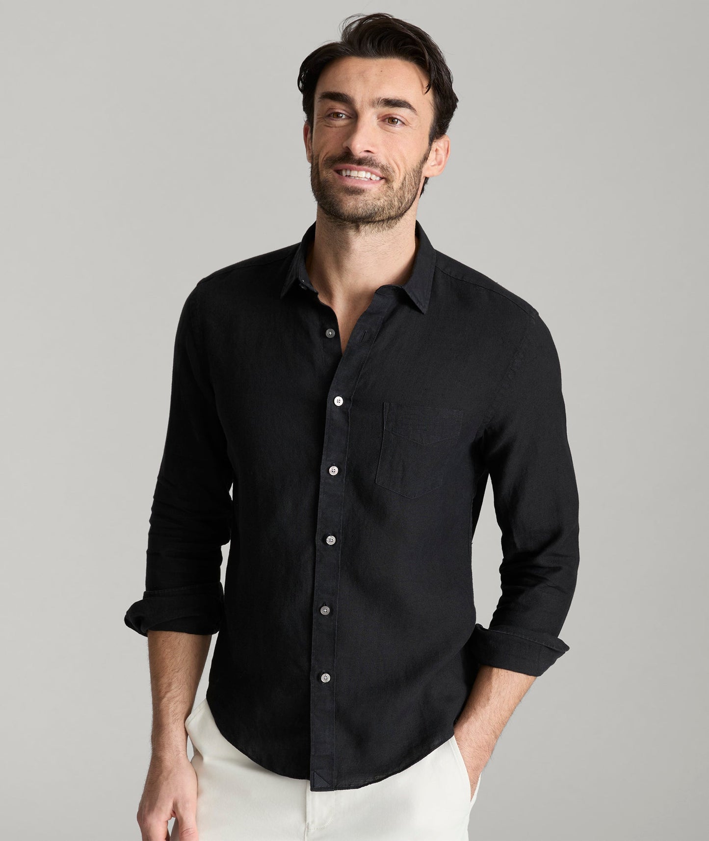 UNTUCKit Wrinkle-Resistant Linen Vin Santo Shirt Black