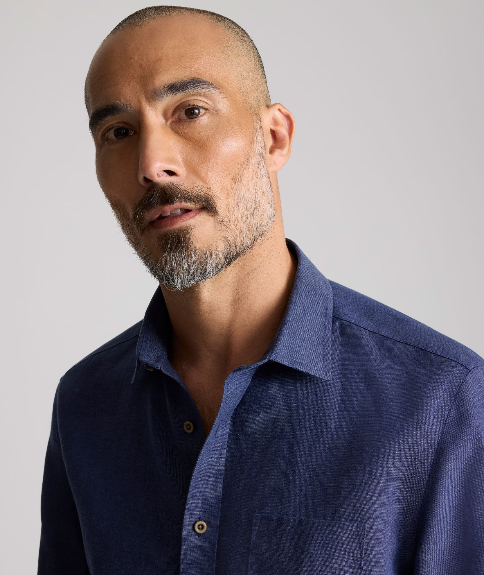 UNTUCKit Wrinkle-Resistant Linen Vin Santo Shirt Navy