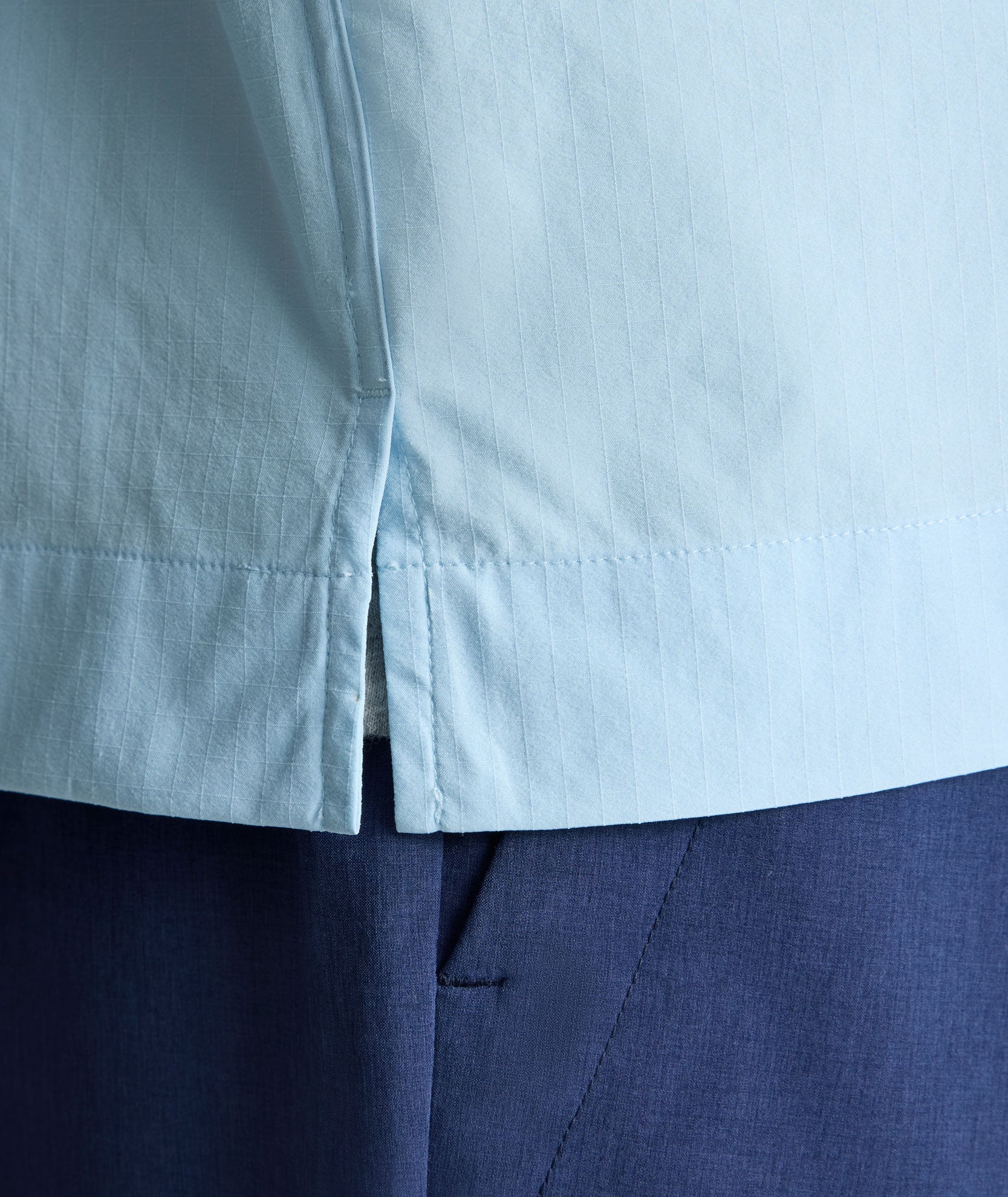 UNTUCKit Performance Fishing Shirt Light Blue