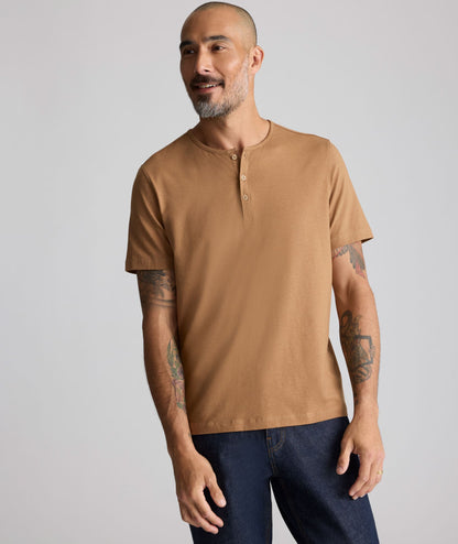 UNTUCKit EcoSoft™ Short-Sleeve Henley Tan
