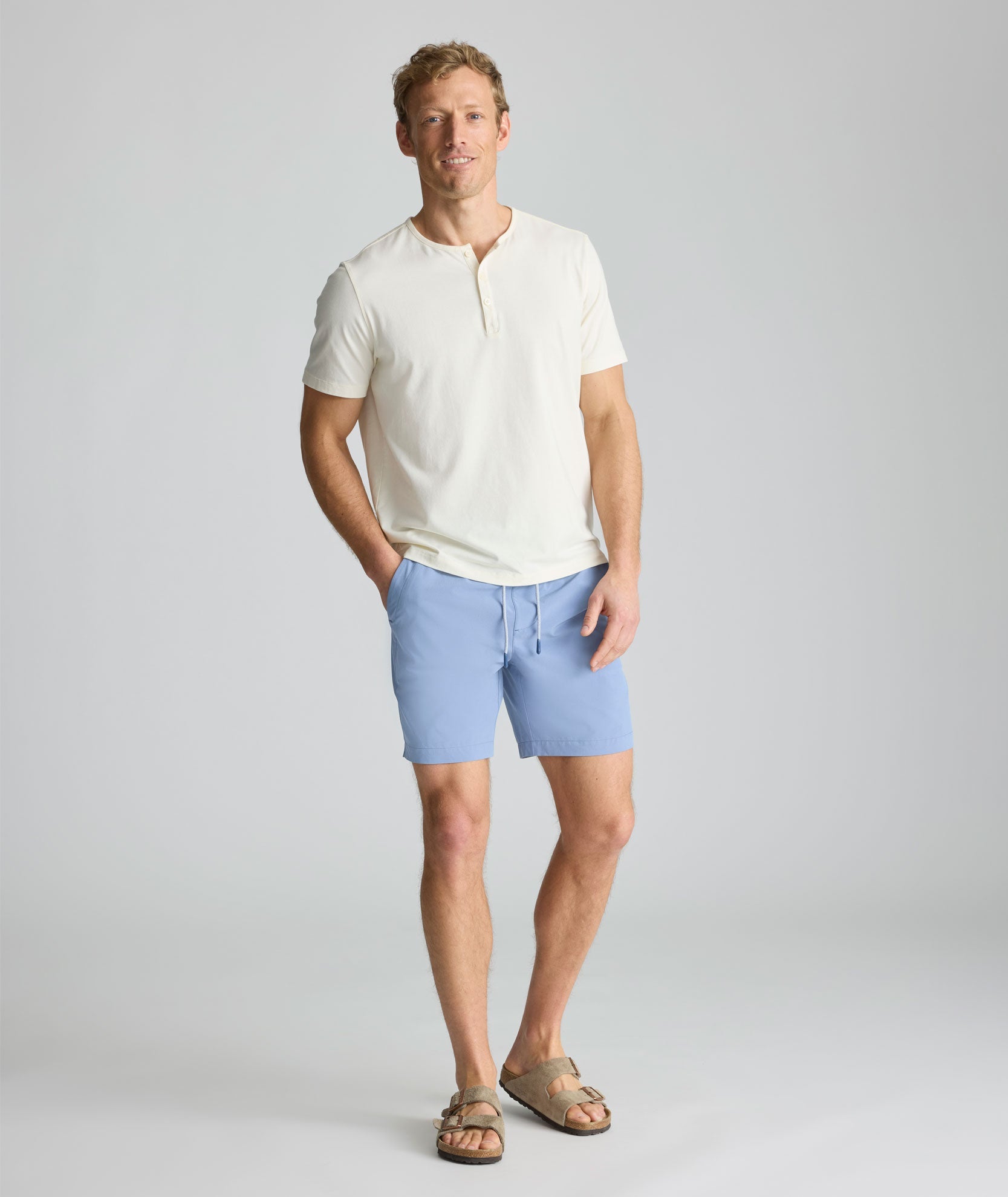 UNTUCKit Beyond Shorts Light Blue