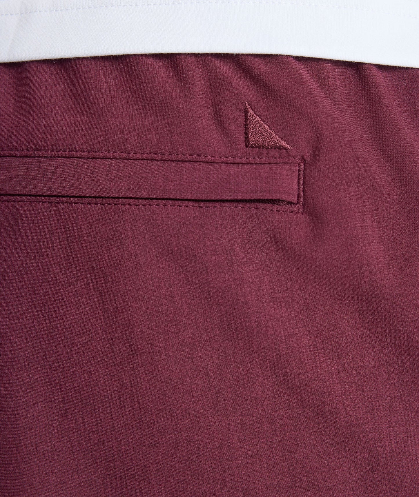 UNTUCKit Beyond Shorts Burgundy