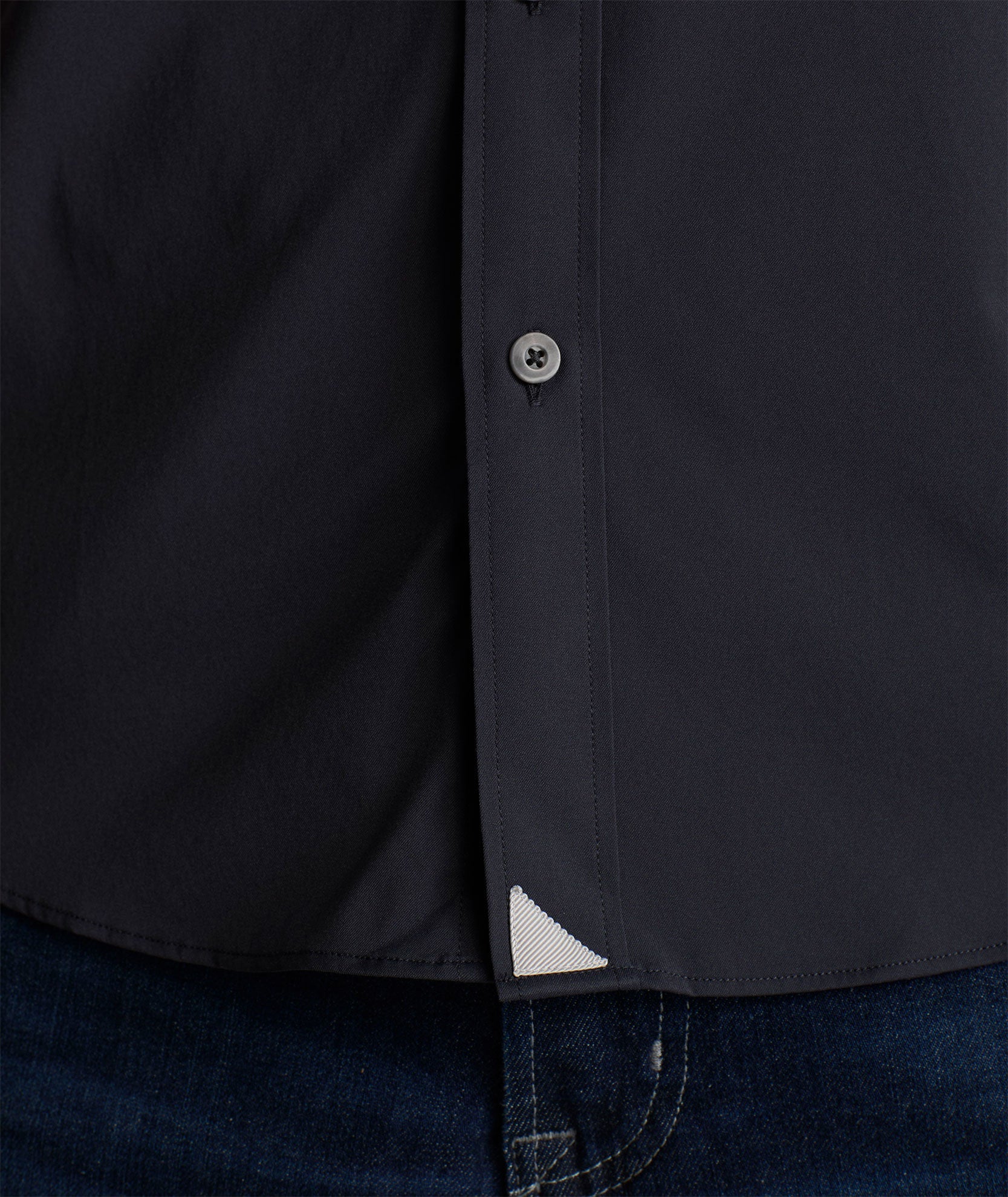 UNTUCKit Performance Short-Sleeve Gironde Shirt Black