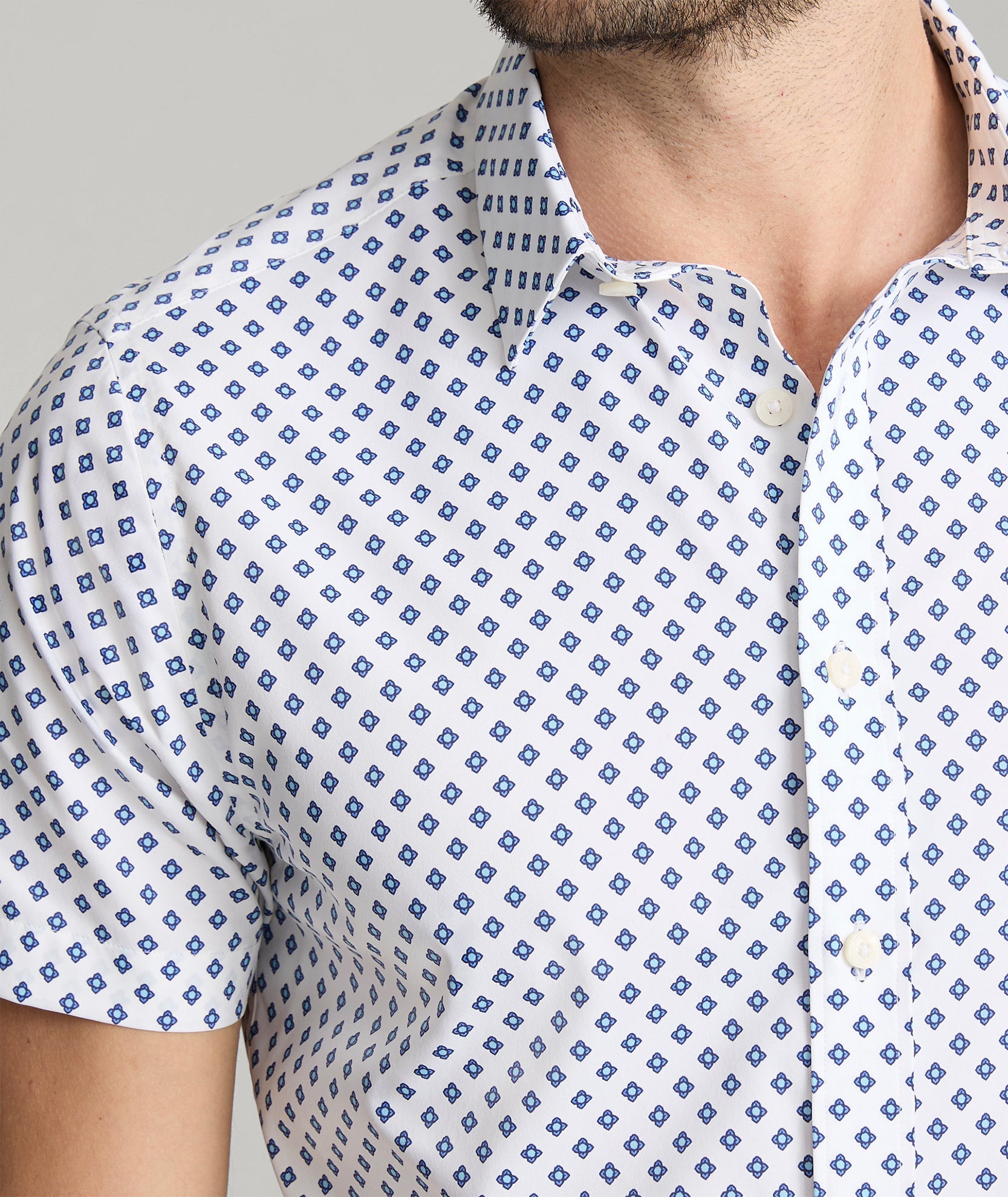 UNTUCKit Performance Short-Sleeve Tidwell Shirt Tidwell | Blue Medallion