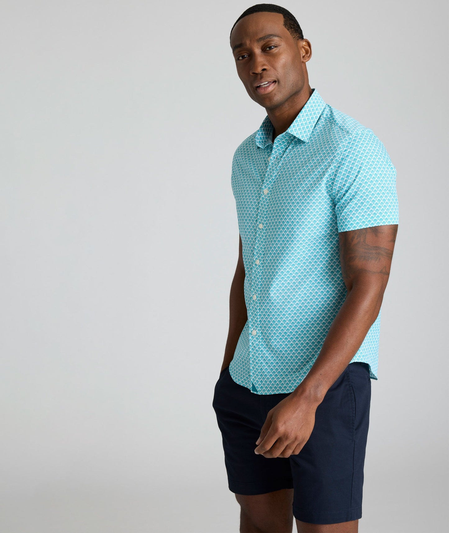 UNTUCKit Performance Short-Sleeve Abbott Shirt Teal Fan Print | Abbott