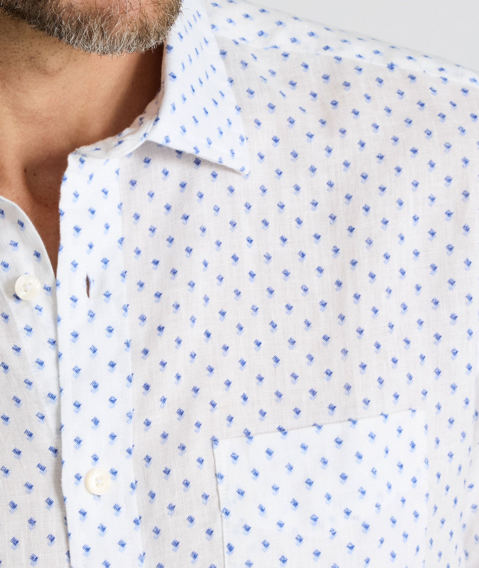 UNTUCKit Linen Short-Sleeve Dixon Shirt  White & Blue Diamond Print