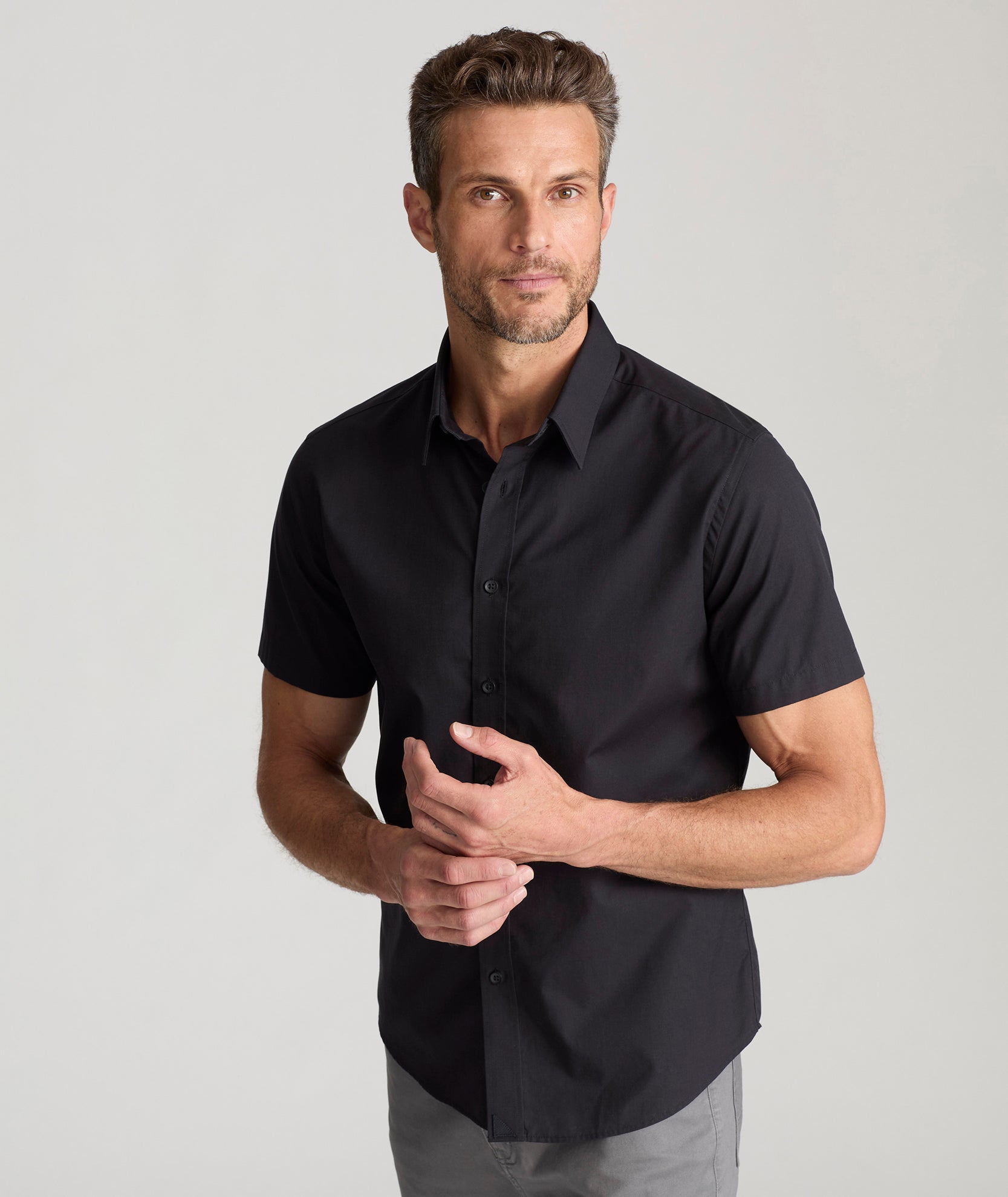 UNTUCKit Classic Short-Sleeve Coufran Shirt Black
