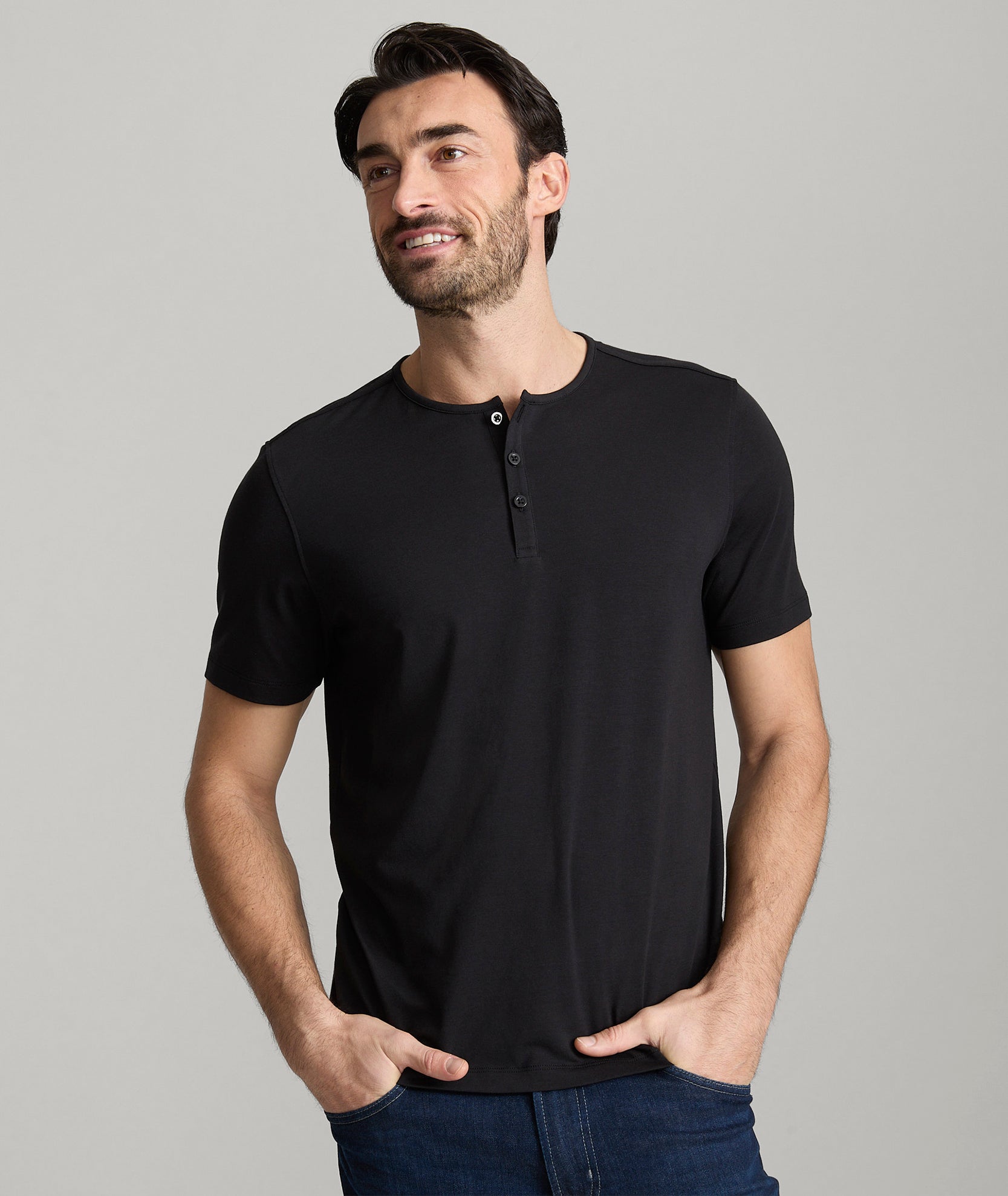 UNTUCKit EcoSoft™ Short-Sleeve Henley Black