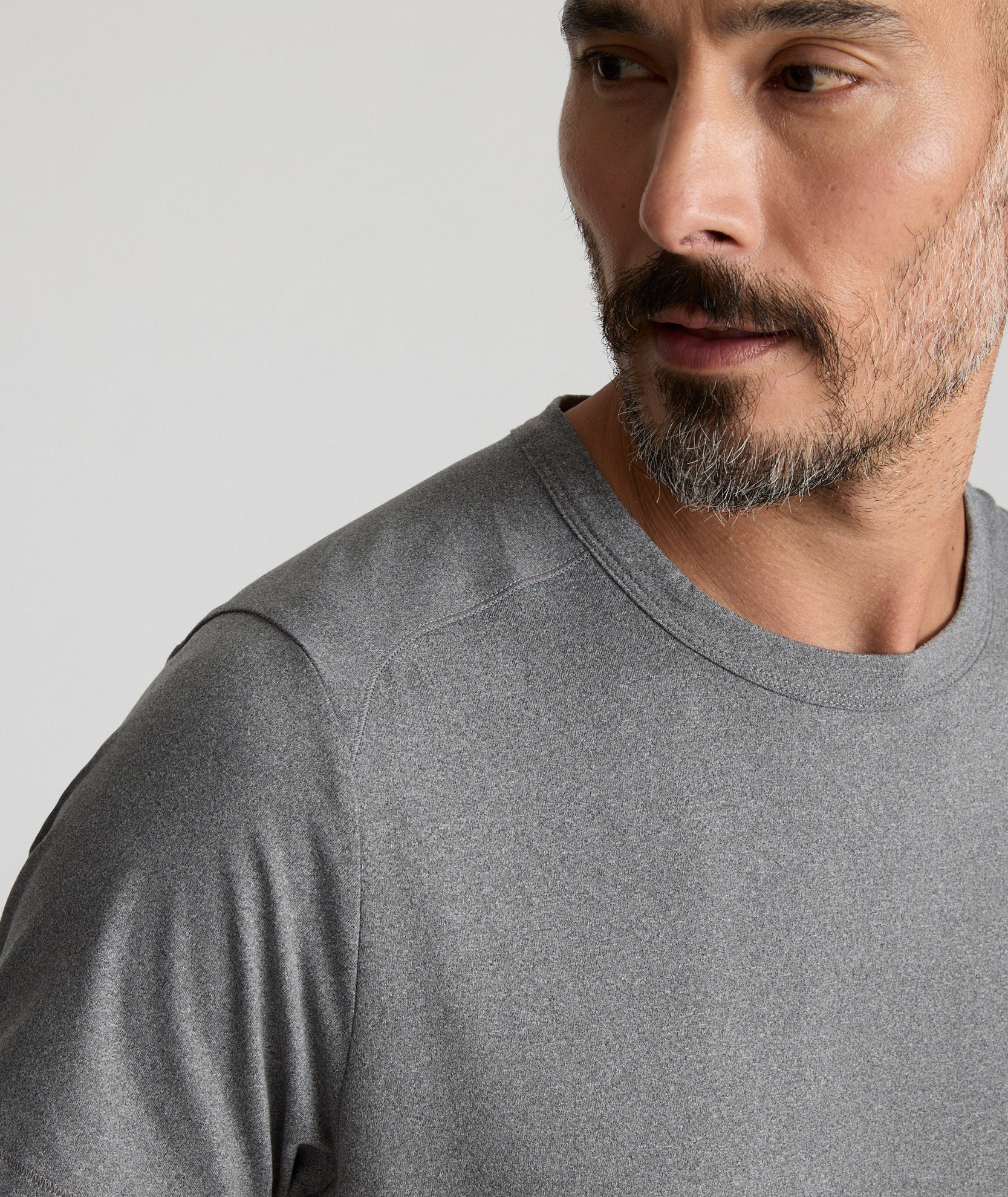 UNTUCKit Performance Tee Gray