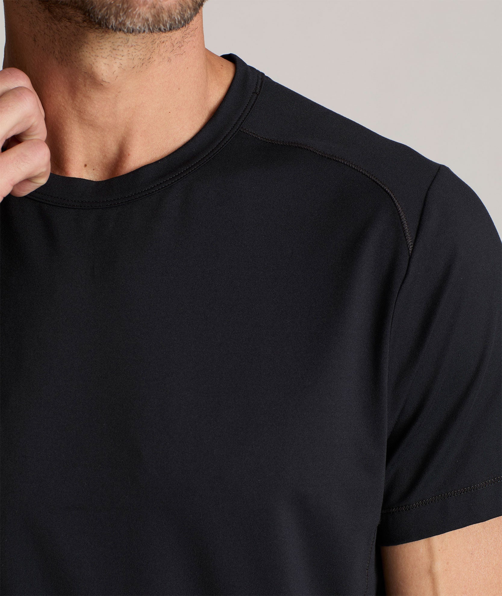 UNTUCKit Performance Tee Black