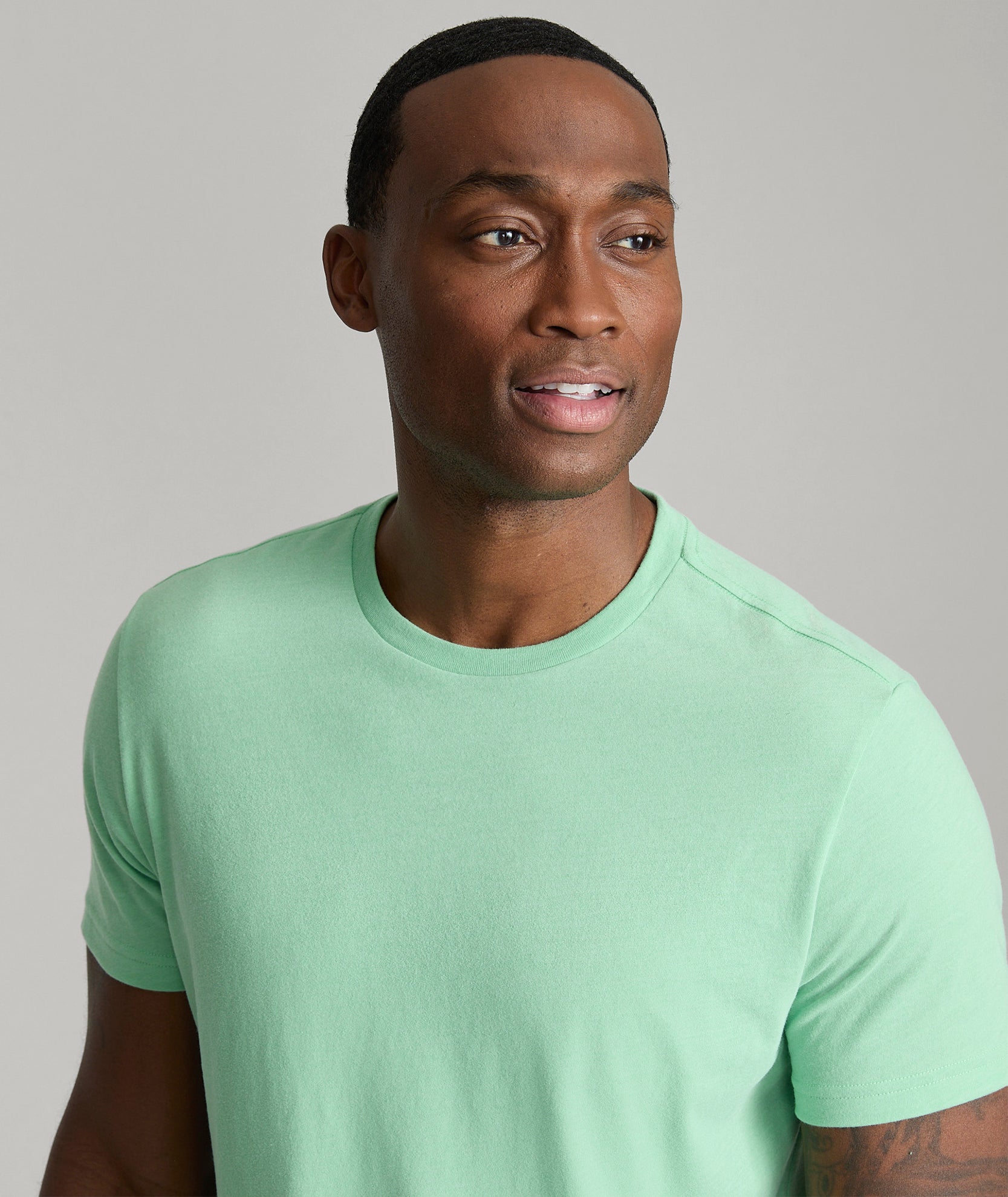 UNTUCKit Ultrasoft Tee Green