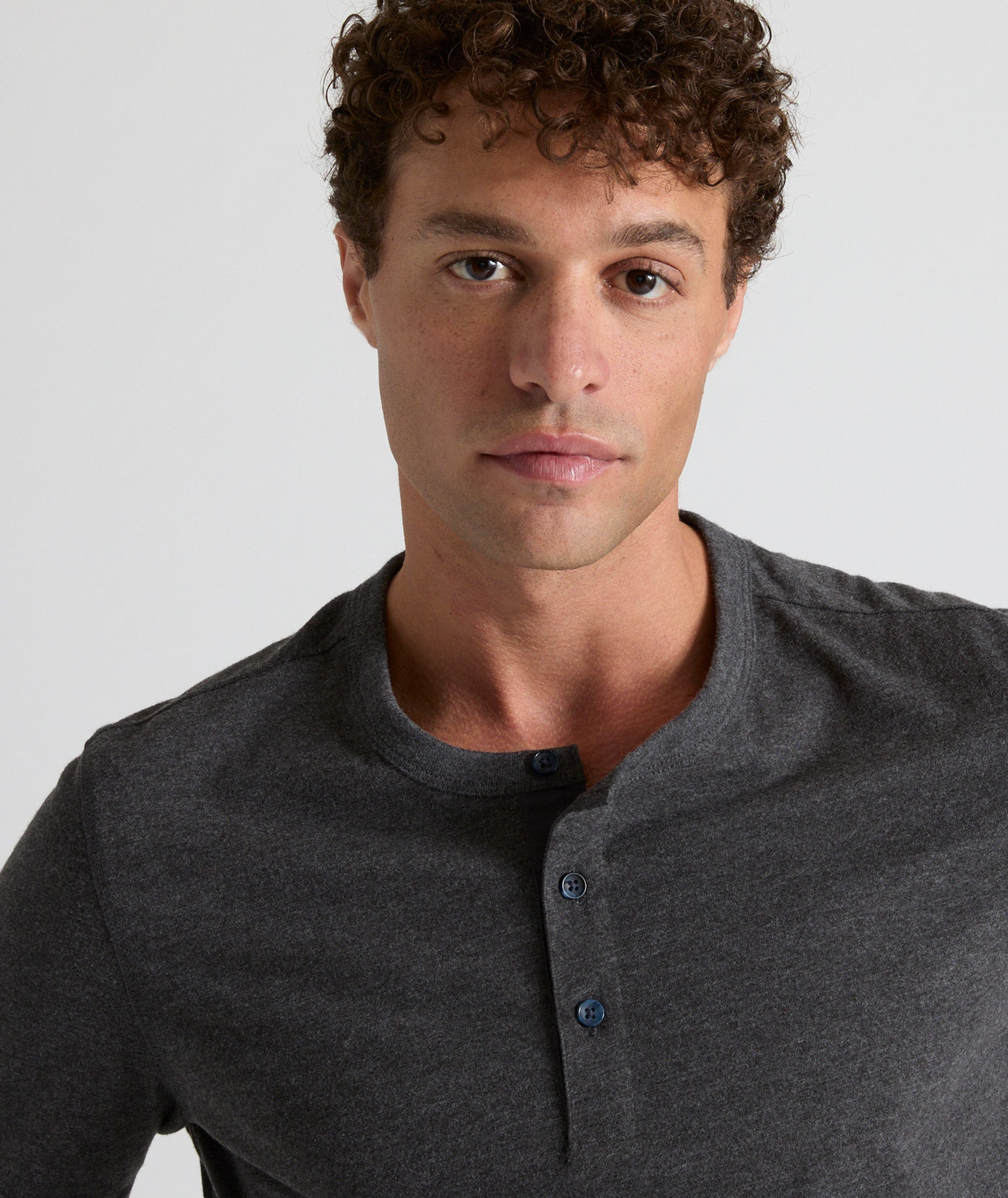 UNTUCKit Ultrasoft Short-Sleeve Henley Charcoal