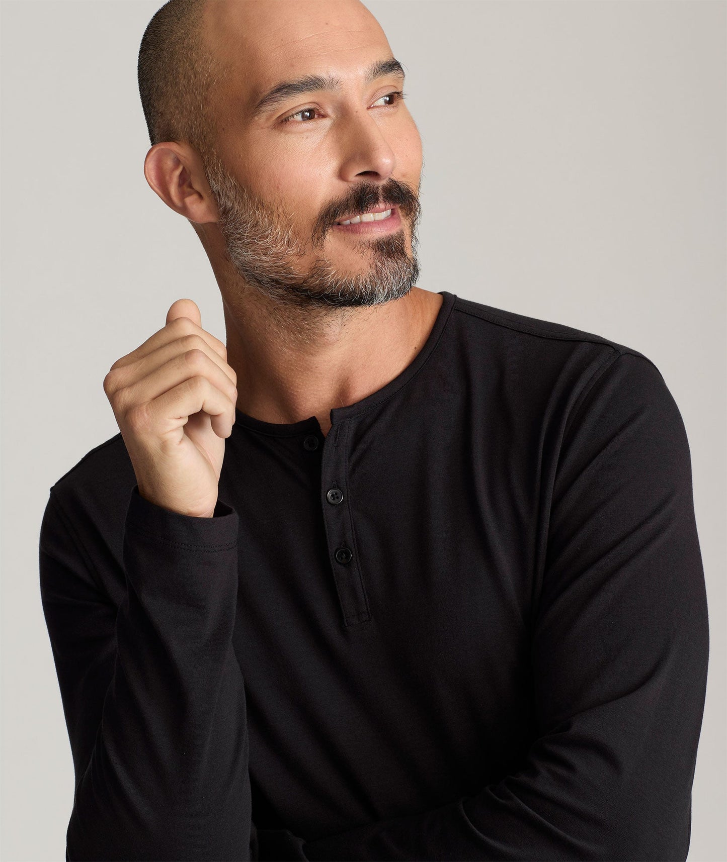 UNTUCKit EcoSoft™ Henley Black