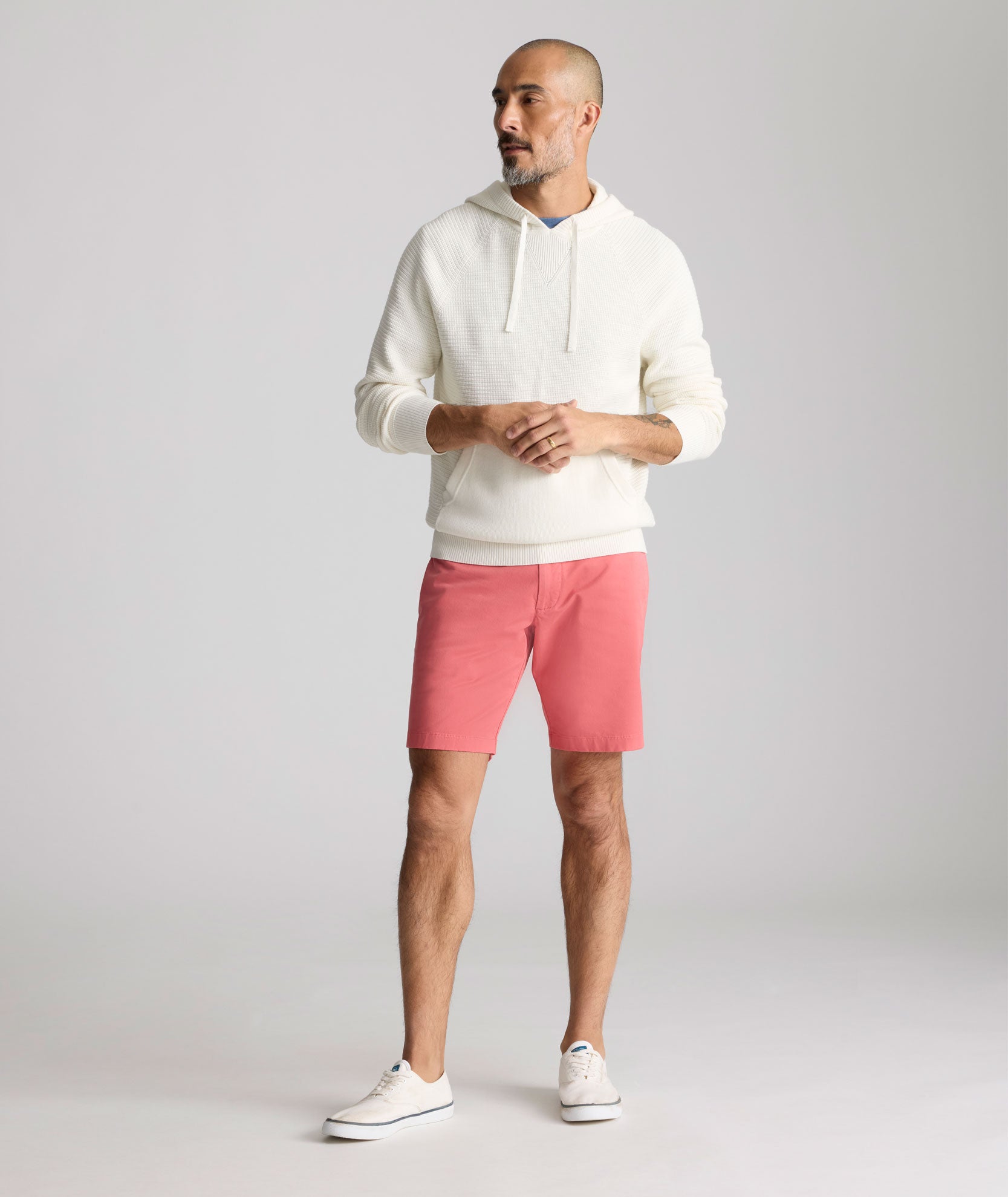 UNTUCKit 9" Stretch Chino Shorts Garment Dyed Red