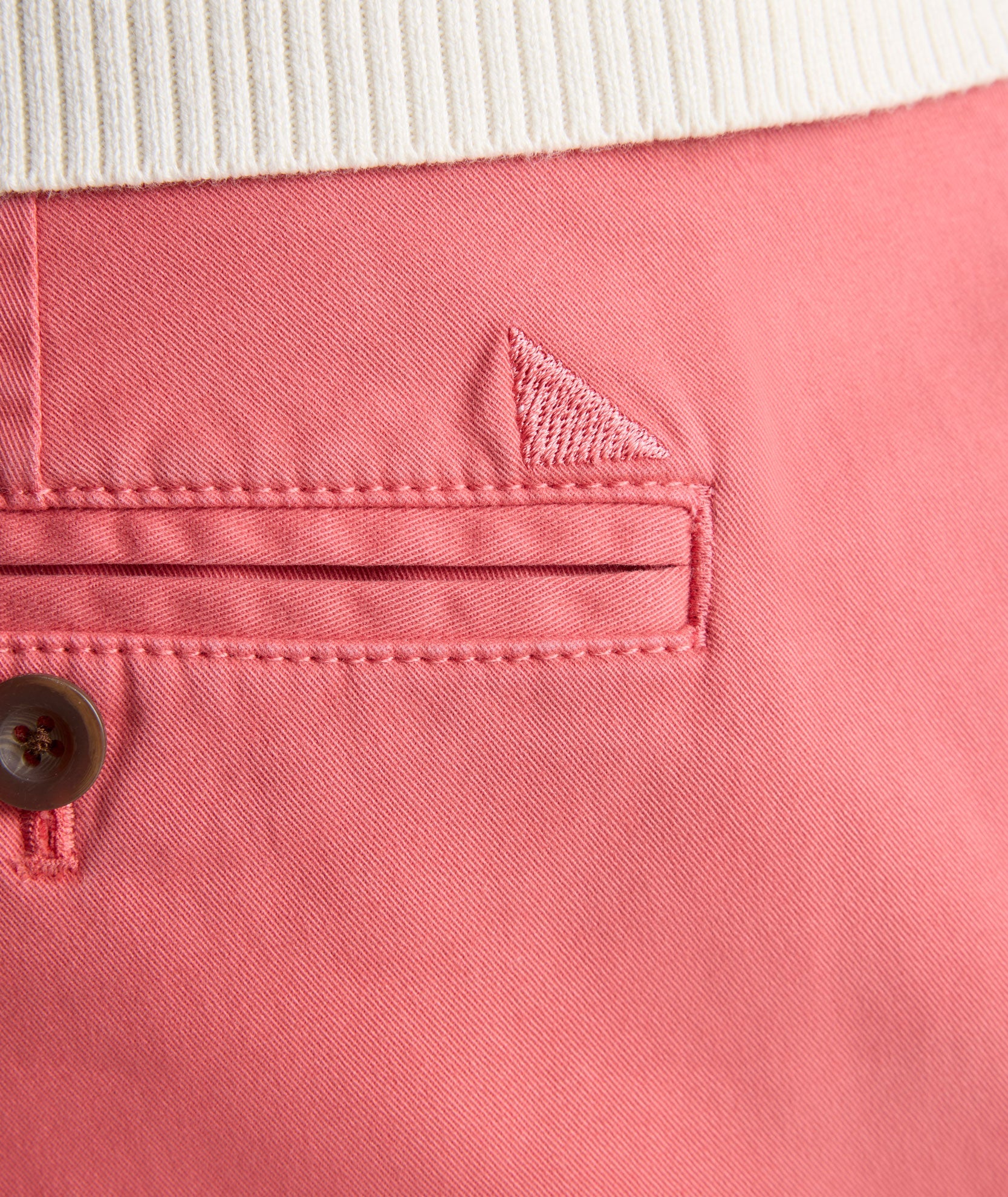 UNTUCKit 9" Stretch Chino Shorts Garment Dyed Red