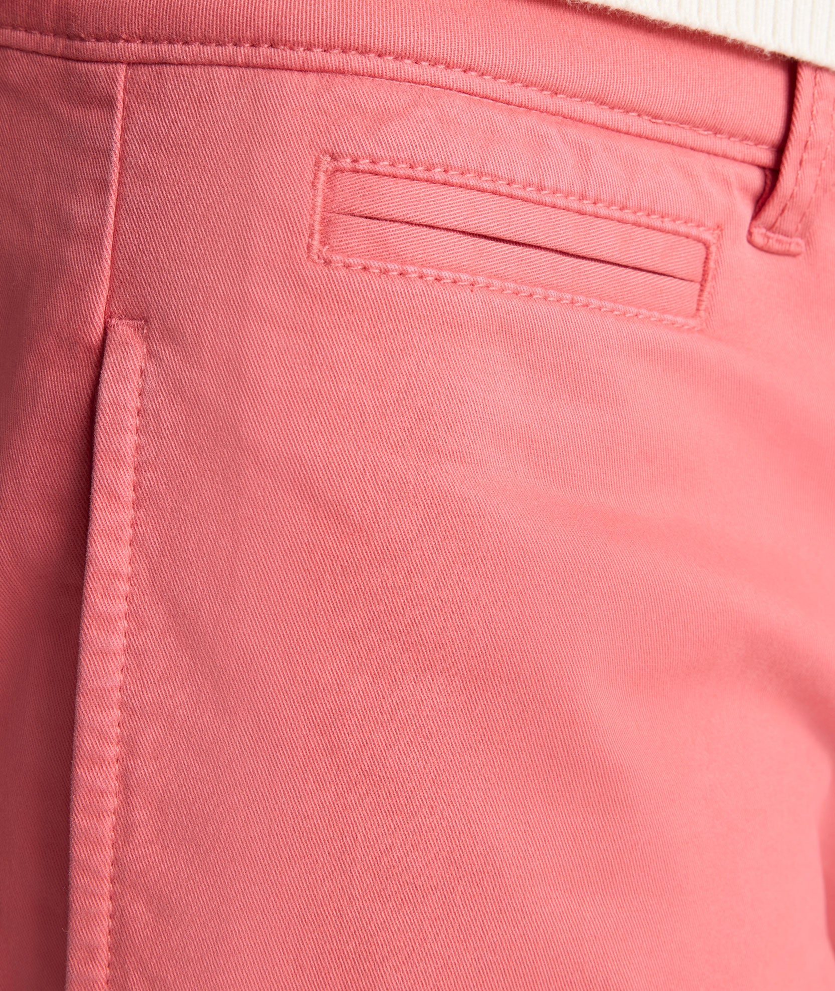UNTUCKit 9" Stretch Chino Shorts Garment Dyed Red