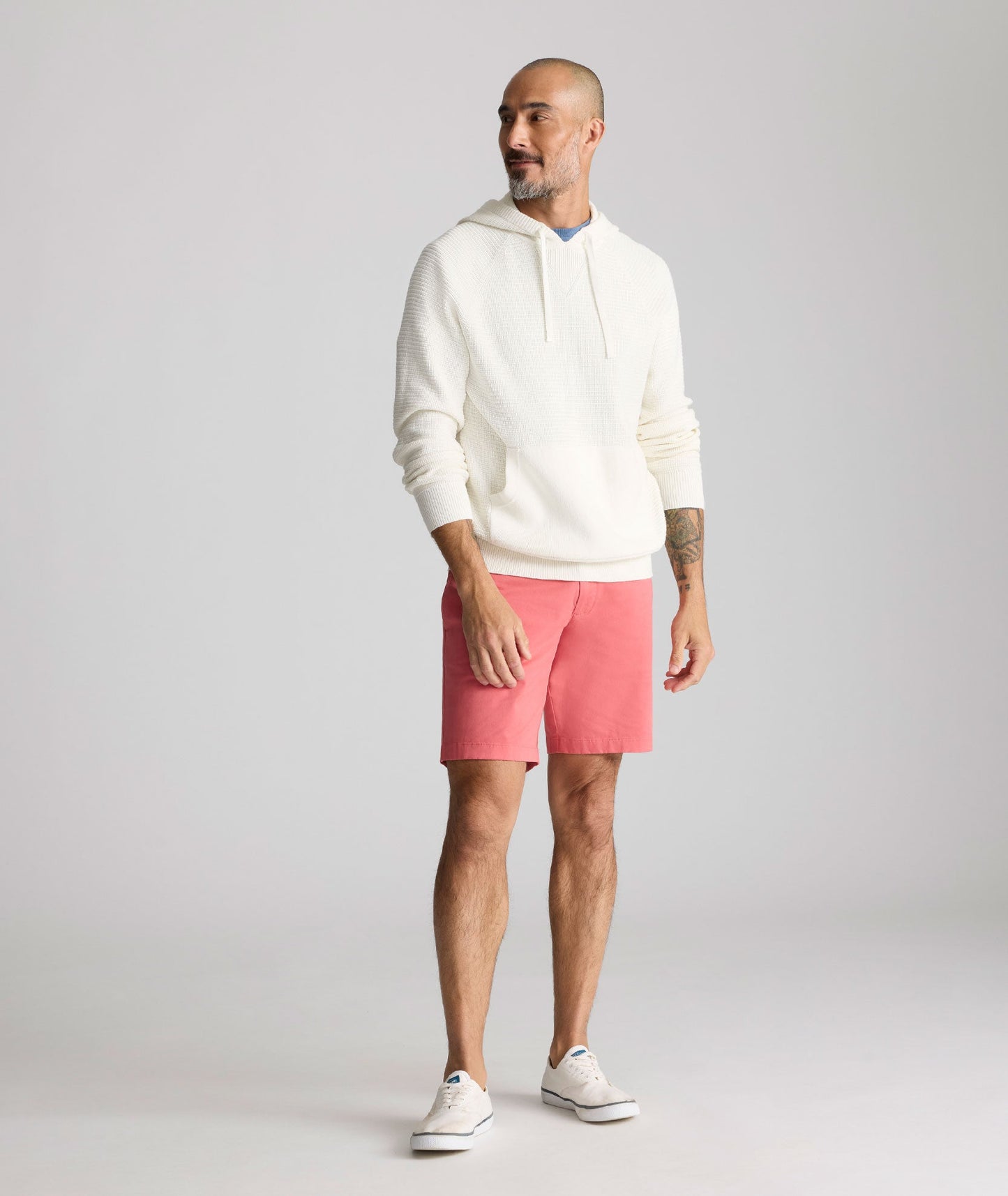 UNTUCKit 9" Stretch Chino Shorts Garment Dyed Red