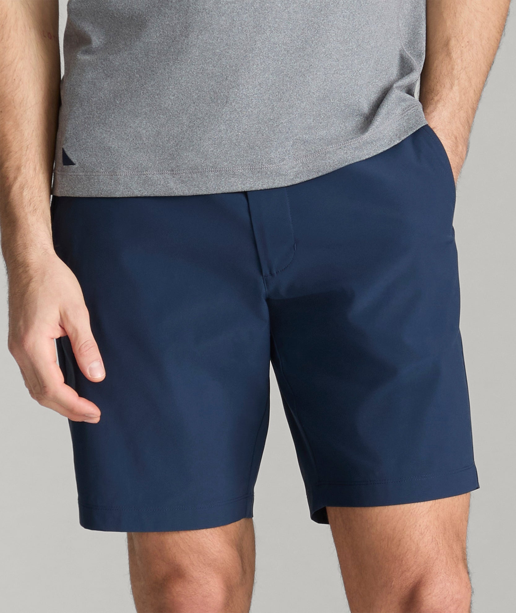 UNTUCKit 9" Traveler Tech Shorts Navy