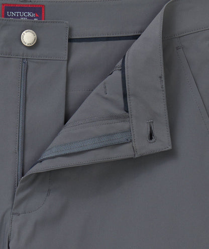 UNTUCKit 9" Traveler Tech Shorts Dark Gray