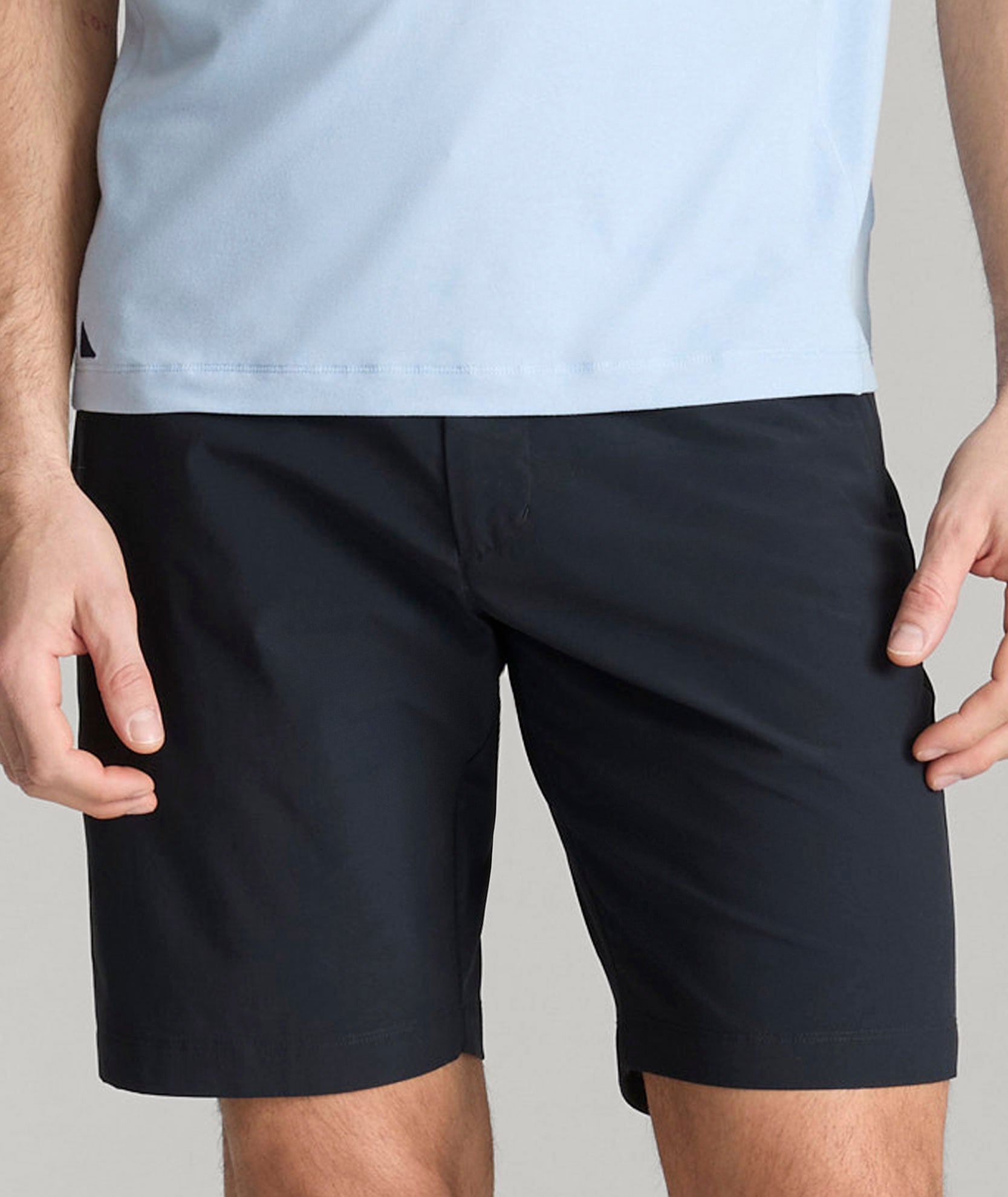 UNTUCKit 9" Traveler Tech Shorts Black