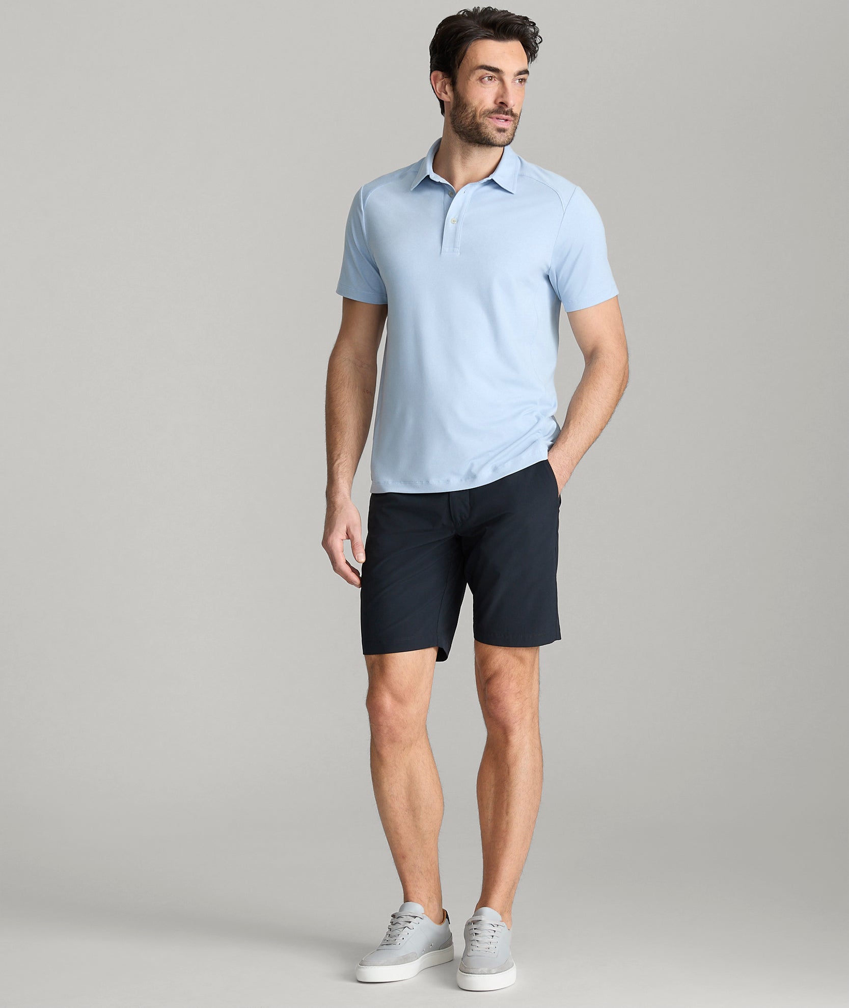 UNTUCKit 9" Traveler Tech Shorts Black