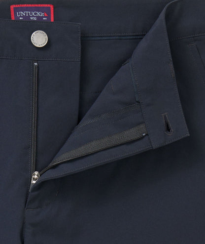 UNTUCKit 9" Traveler Tech Shorts Black