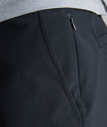UNTUCKit 7" Traveler Tech Shorts Black
