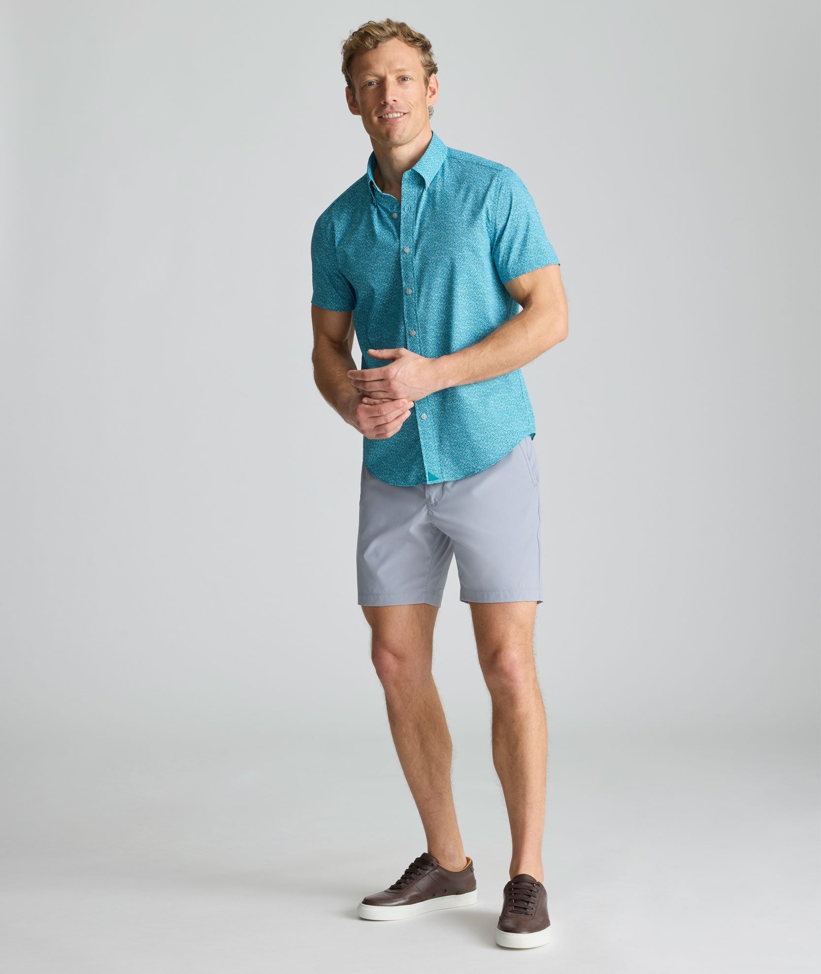 UNTUCKit 7" Traveler Tech Shorts Gray